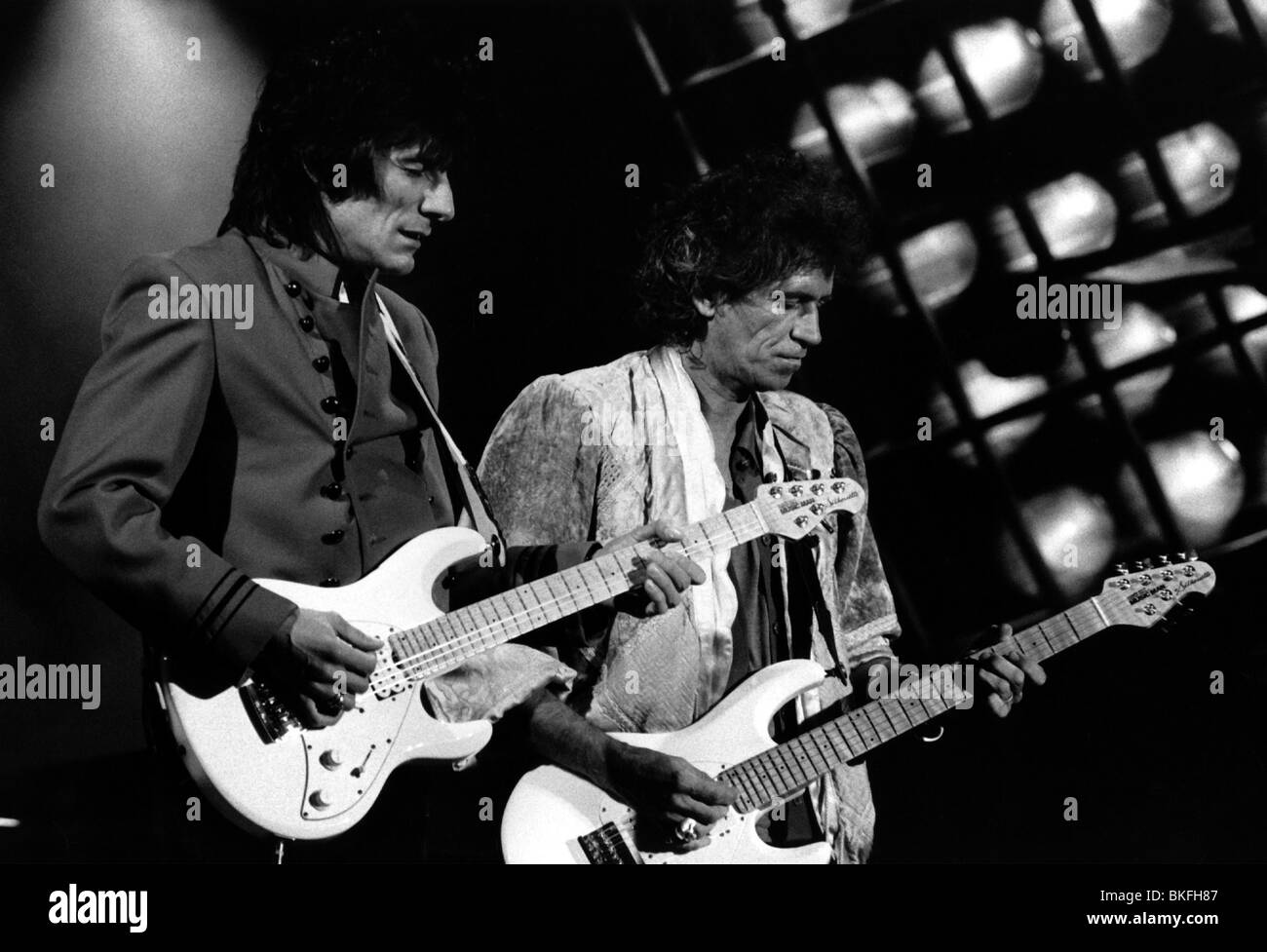 Rolling Stones, groupe de rock britannique, formé en 1962, Keith Richards et Ron Wood lors d'un concert, 1990, Banque D'Images