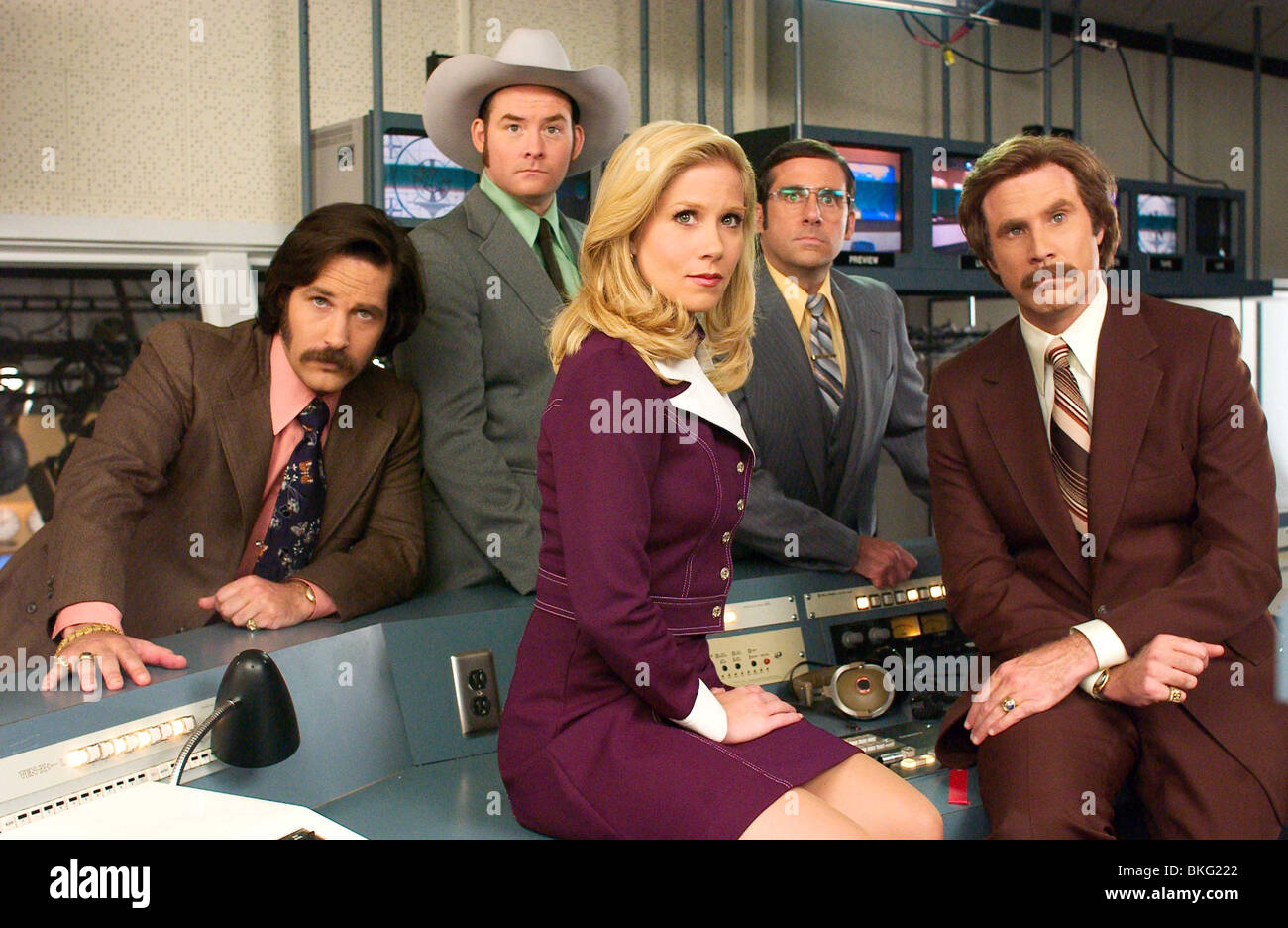 Présentateur : LA LÉGENDE DE RON BURGUNDY (2004) Paul Rudd, DAVID KOECHNER, Christina Applegate, Steve Carell, Will Ferrell ANCH Banque D'Images