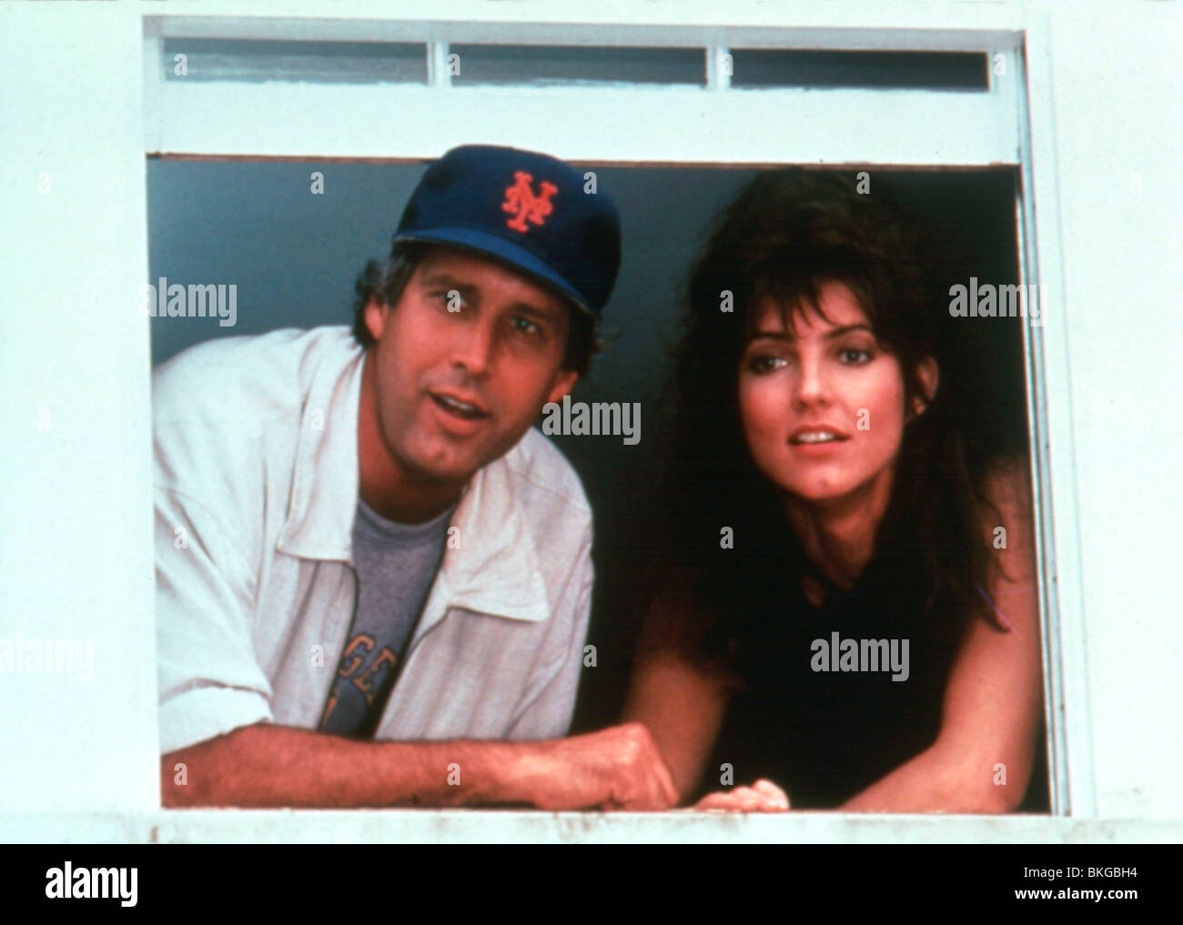FUNNY FARM (1988) Chevy Chase, MADOLYN SMITH FNF 005 Banque D'Images