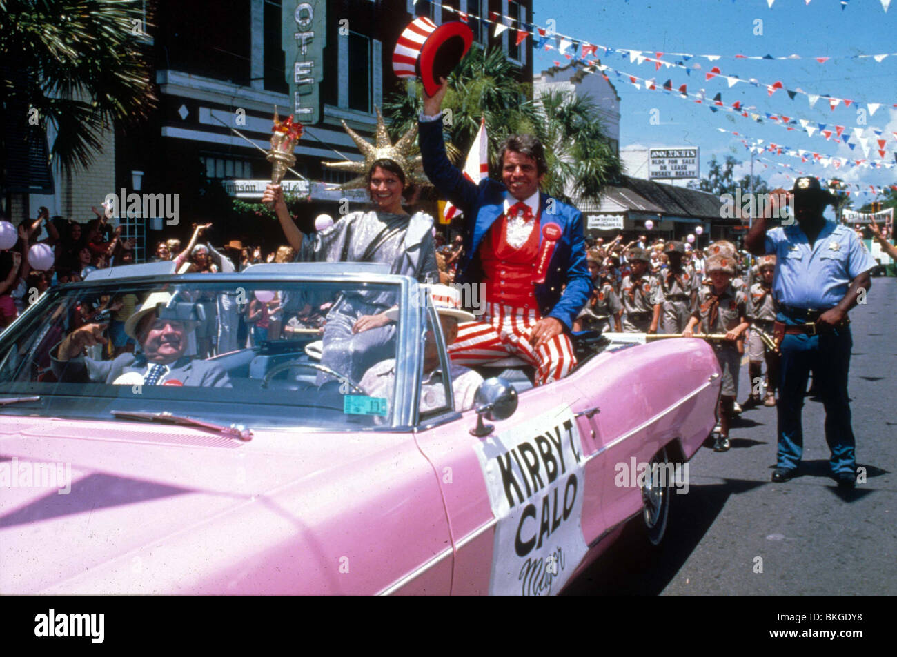 L'HONKY TONK FREEWAY (1981) FRANCES LEE MCCAIN, WILLIAM DEVANE HTFW 004 Banque D'Images