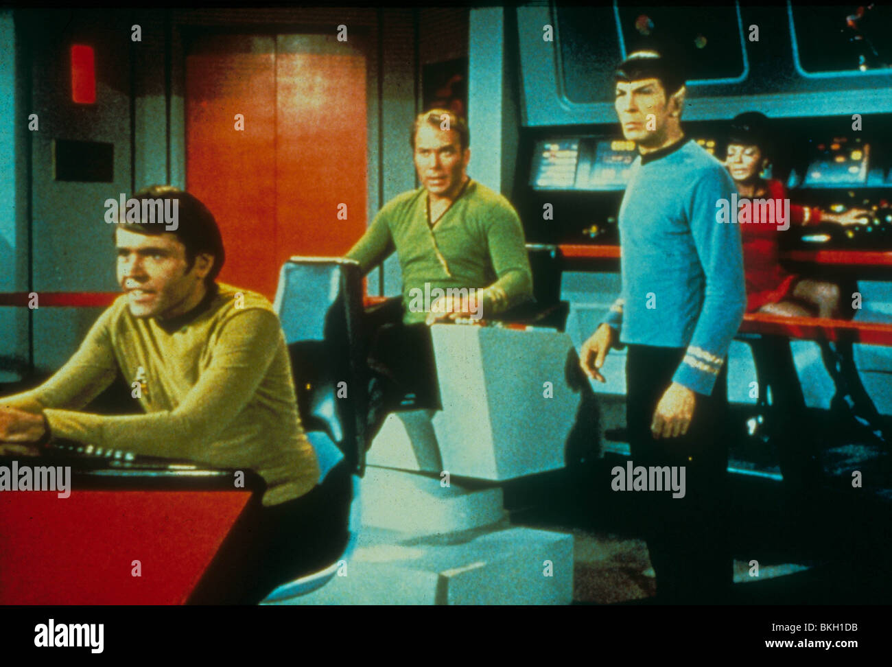 STAR TREK (TV) WALTER KOENIG, William SHATNER, Leonard Nimoy, Nichelle Nichols STK 058 Banque D'Images