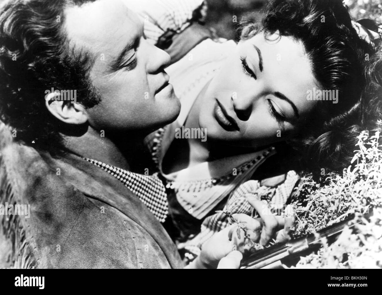 TOMAHAWK (1951) VAN HEFLIN, Yvonne de Carlo 001P THWK Banque D'Images