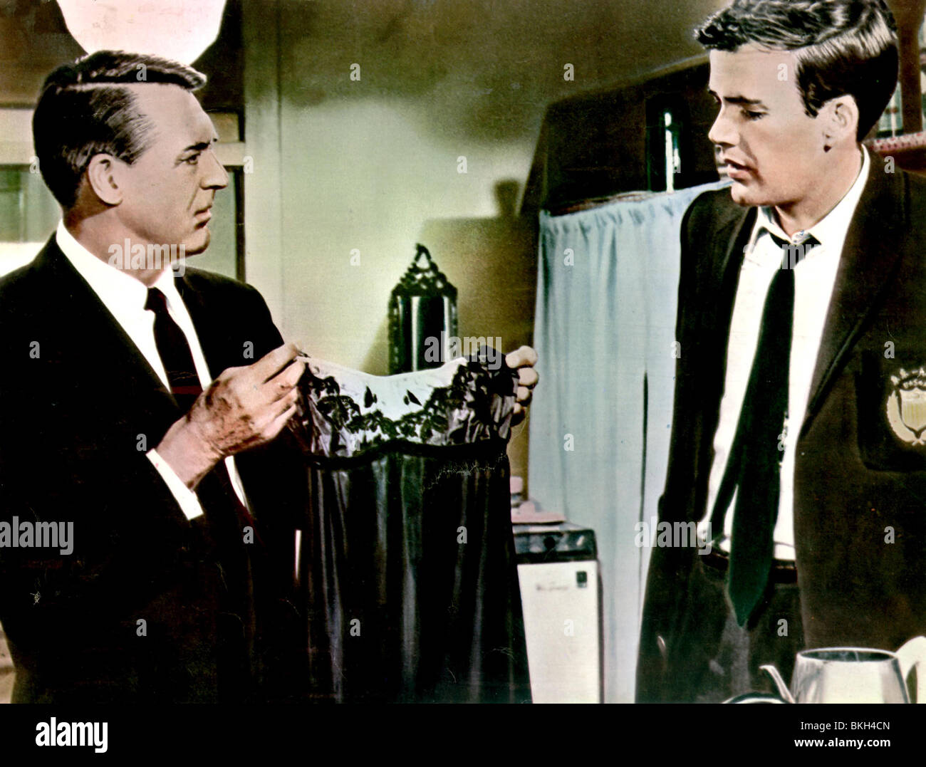 Ne lancez pas de marche (1966) Cary Grant, JIM HUTTON FOH 004WDRU Banque D'Images