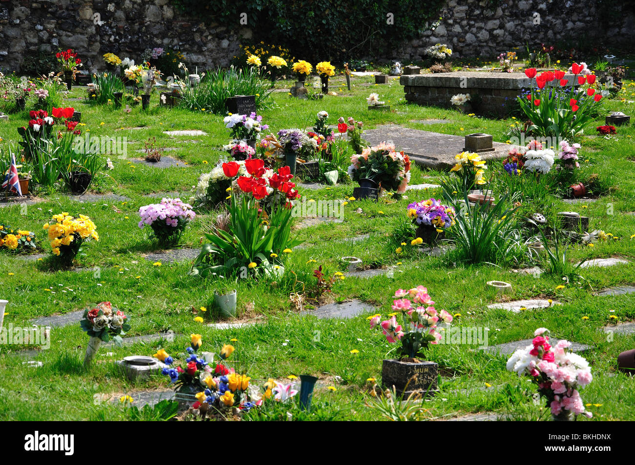 "Le lieu de repos' cimetière, église abbatiale, l'abbaye de Waltham, Essex, Angleterre, Royaume-Uni Banque D'Images