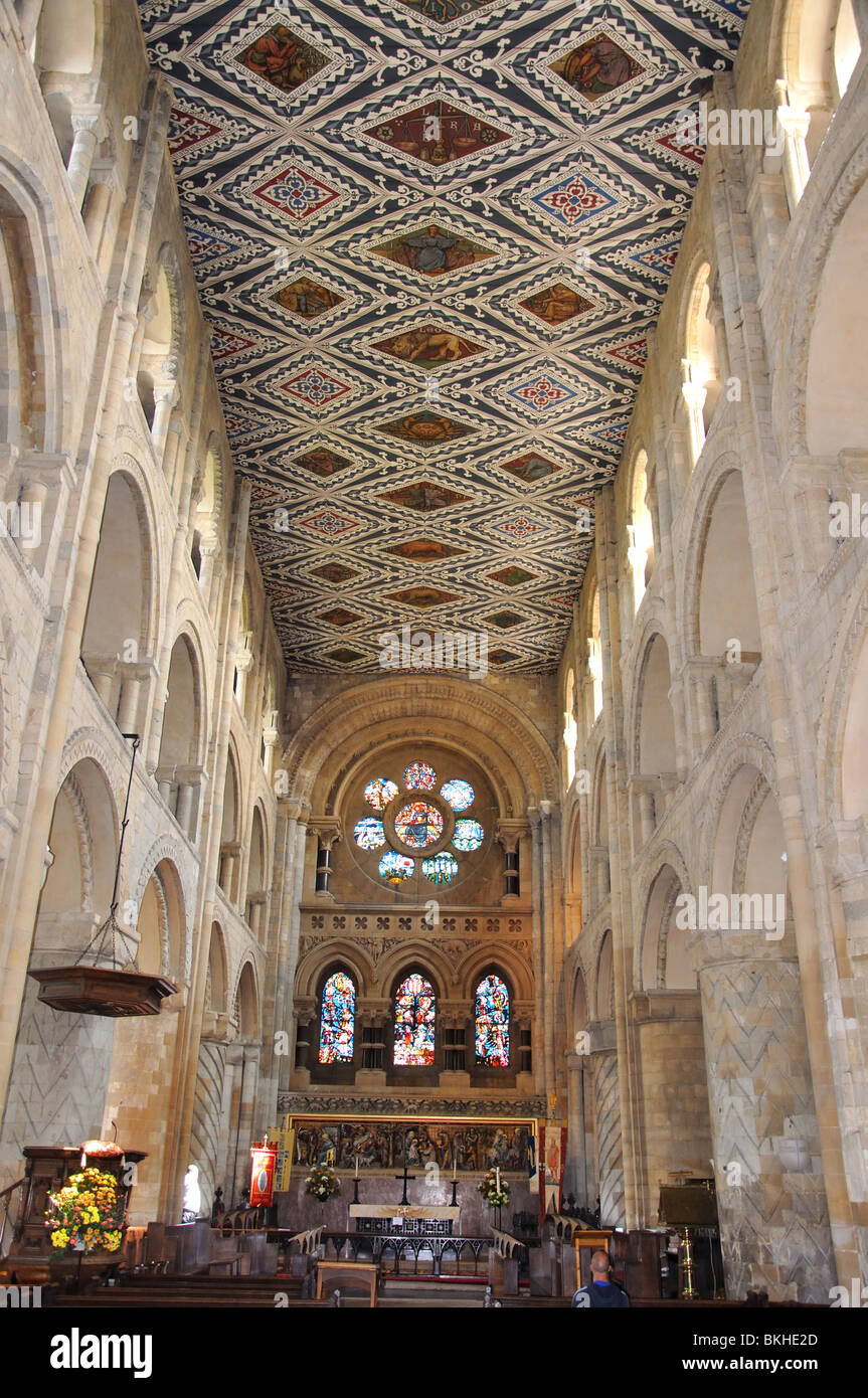 L'intérieur de l'église abbatiale, l'abbaye de Waltham, Essex, Angleterre, Royaume-Uni Banque D'Images