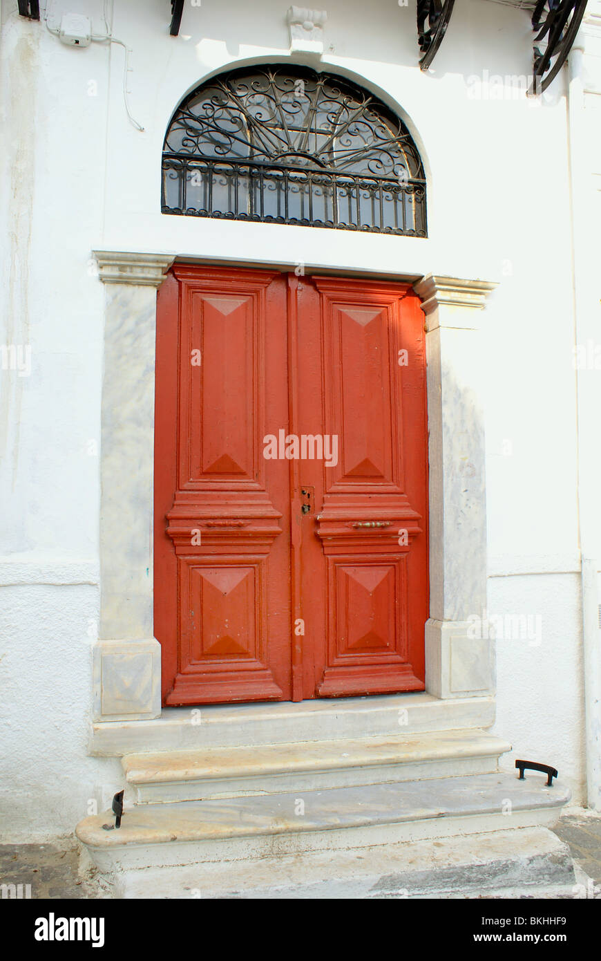 Vieille porte grecque traditionnelle dans la ville de Xanthi Grèce Banque D'Images