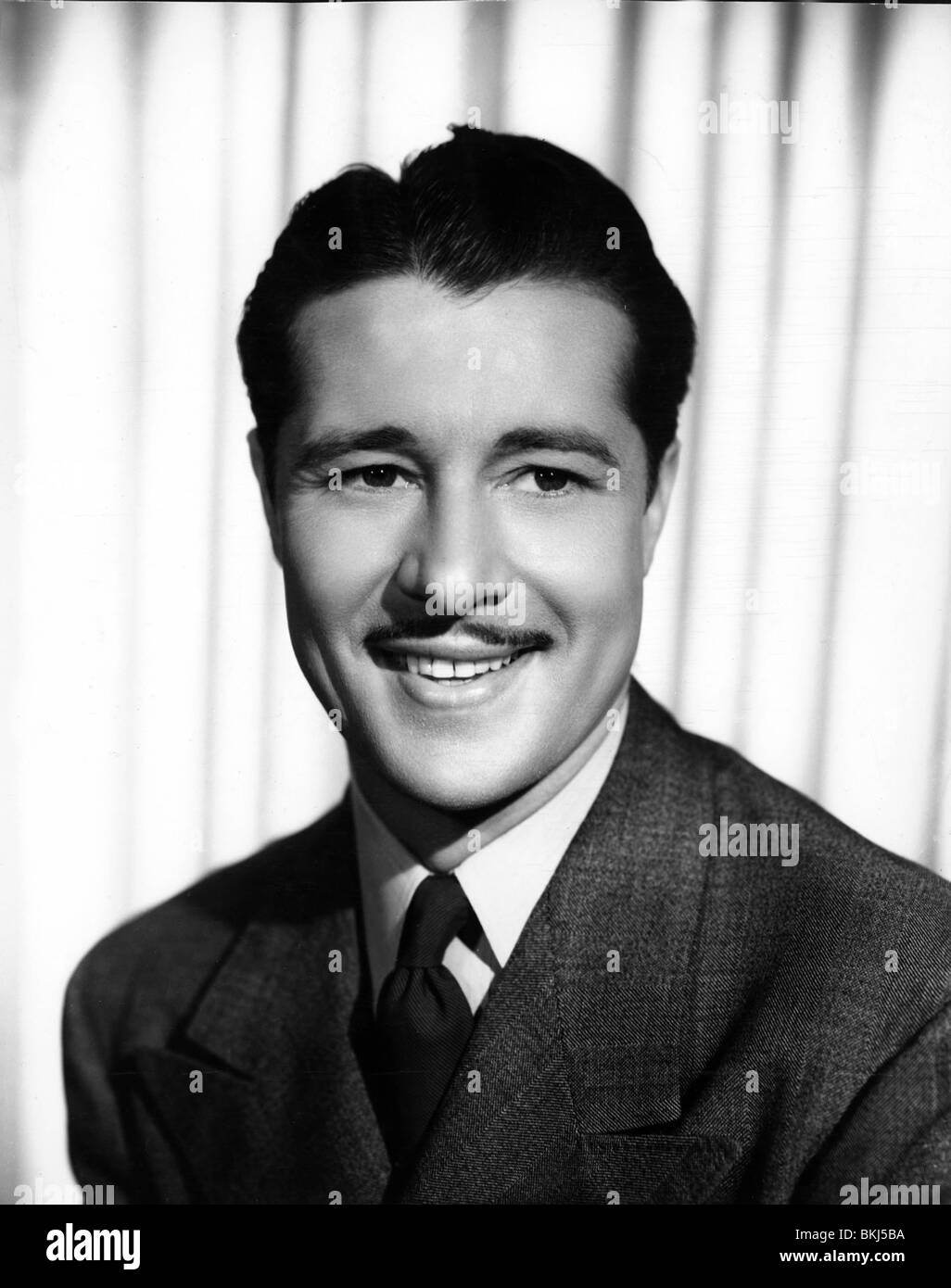 PORTRAIT DE DON AMECHE Banque D'Images