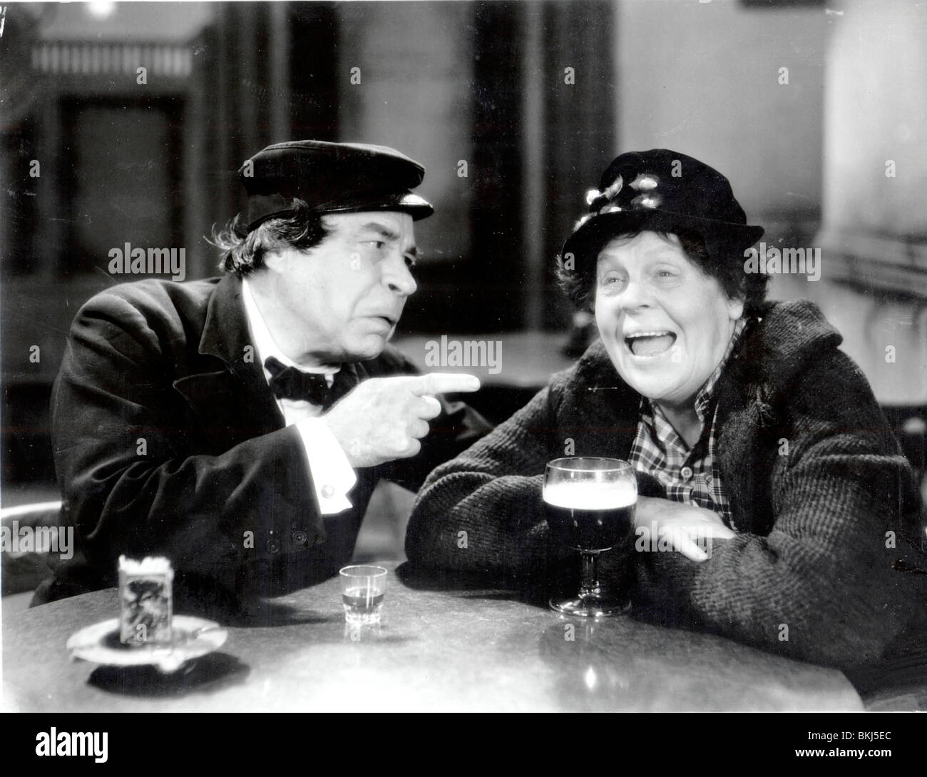 ANNA CHRISTIE (1930) GEORGE F MARION, Marie Dressler ANC 008 P Banque D'Images