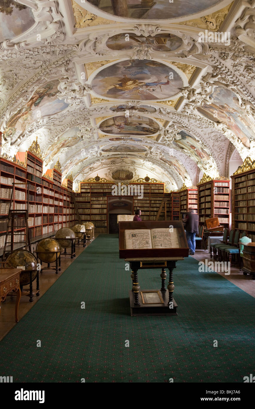 Bibliothèque de théologie de monastère de Strahov, Prague, République Tchèque Banque D'Images