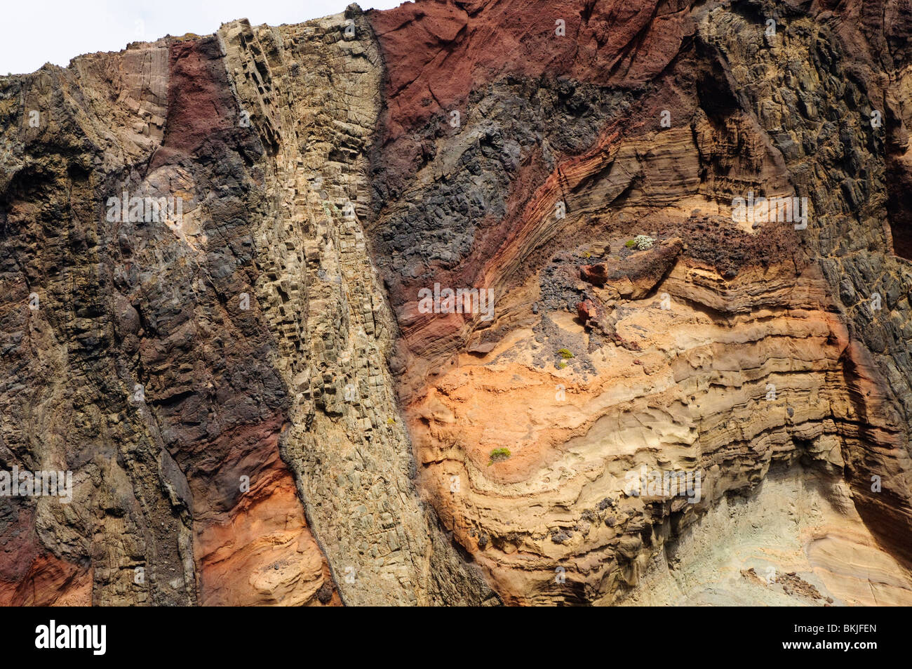 La géologie volcanique complexe sur le promontoire de Ponta de Sao Lourenço, Madère Banque D'Images