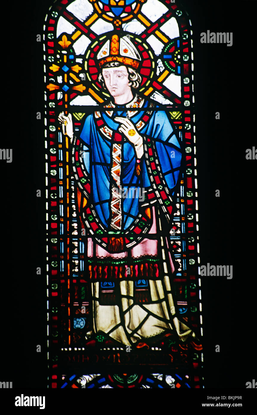 L'Angleterre, Londres, All Saints Church, vitrail représentant saint Augustin d'Hippone Banque D'Images