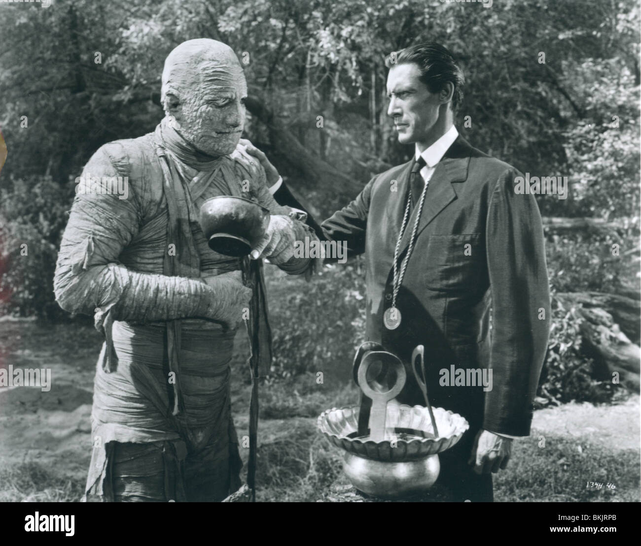 THE MUMMY'S GHOST (1944) LON CHANEY JR, JOHN CARRADINE MGHS 001P Banque D'Images
