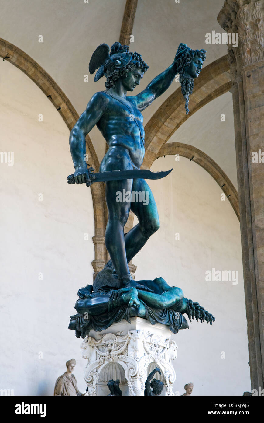 Le Le Persée de Benvenuto Cellini, Loggia dei Lanzi (Loggia dell'Orcagna), Florence (Firenze), UNESCO World Heritage Site, Toscane Banque D'Images Le Le Persée de Benvenuto Cellini, Loggia dei Lanzi (Loggia dell'Orcagna), Florence (Firenze), UNESCO World Heritage Site, Toscane Banque D'Images