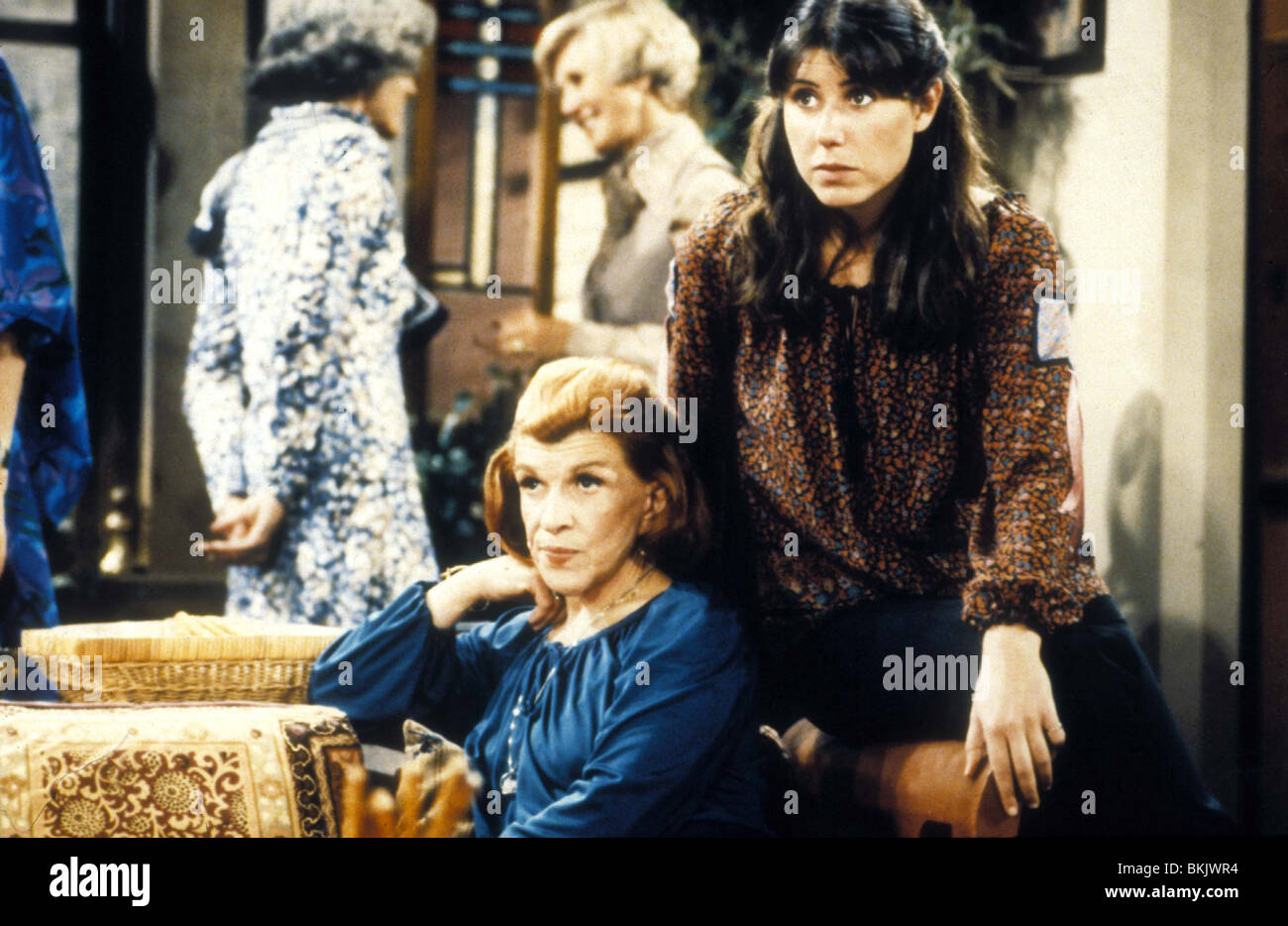 RHODA (TV) NANCY WALKER, JULIE KAVNER RHDA 001 Banque D'Images