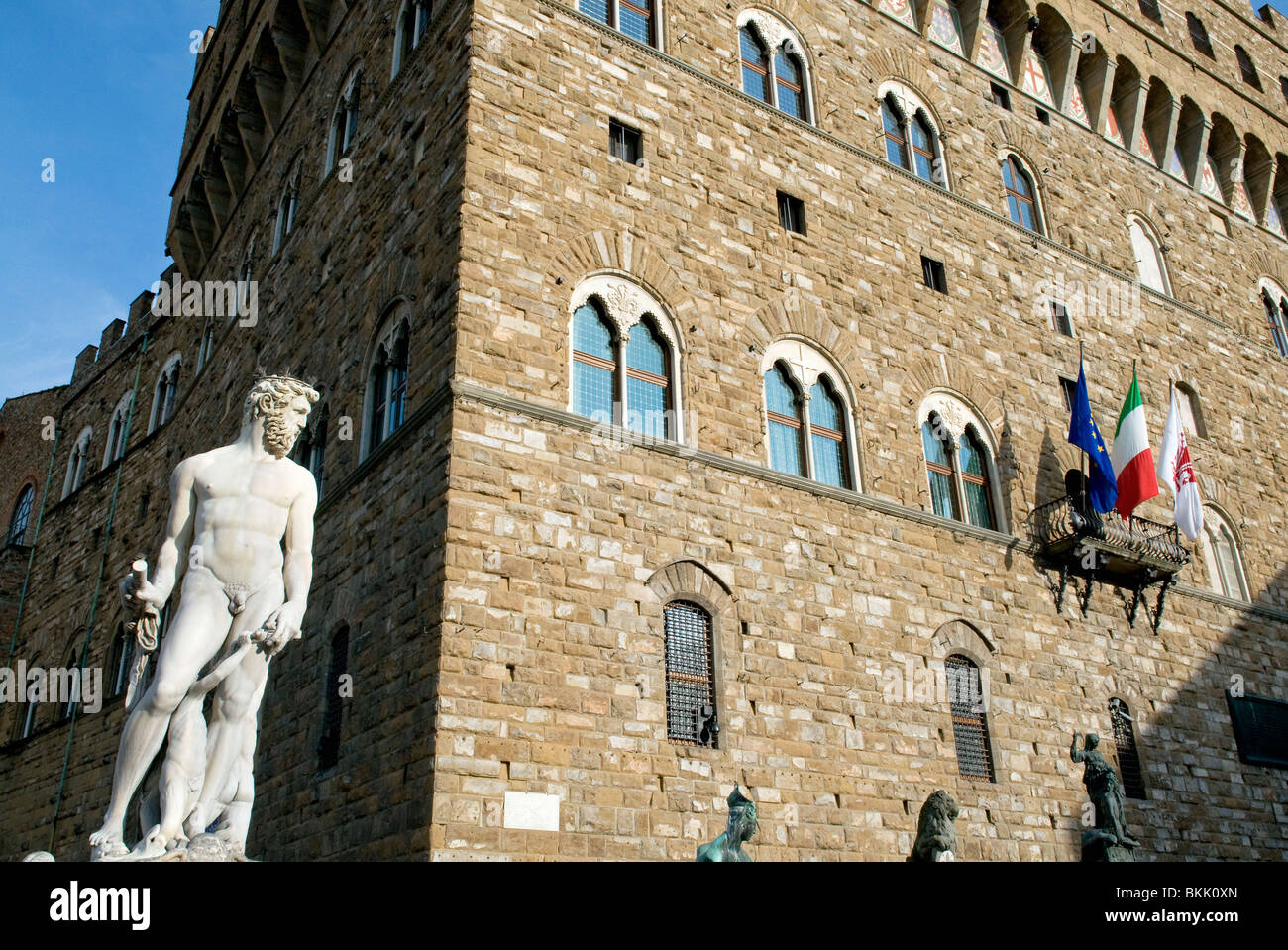 La statue de Neptune (biancone), le Palazzo Vecchio, Piazza della Signoria, Florence (Firenze), UNESCO World Heritage Site, Toscane, Banque D'Images La statue de Neptune (biancone), le Palazzo Vecchio, Piazza della Signoria, Florence (Firenze), UNESCO World Heritage Site, Toscane, Banque D'Images