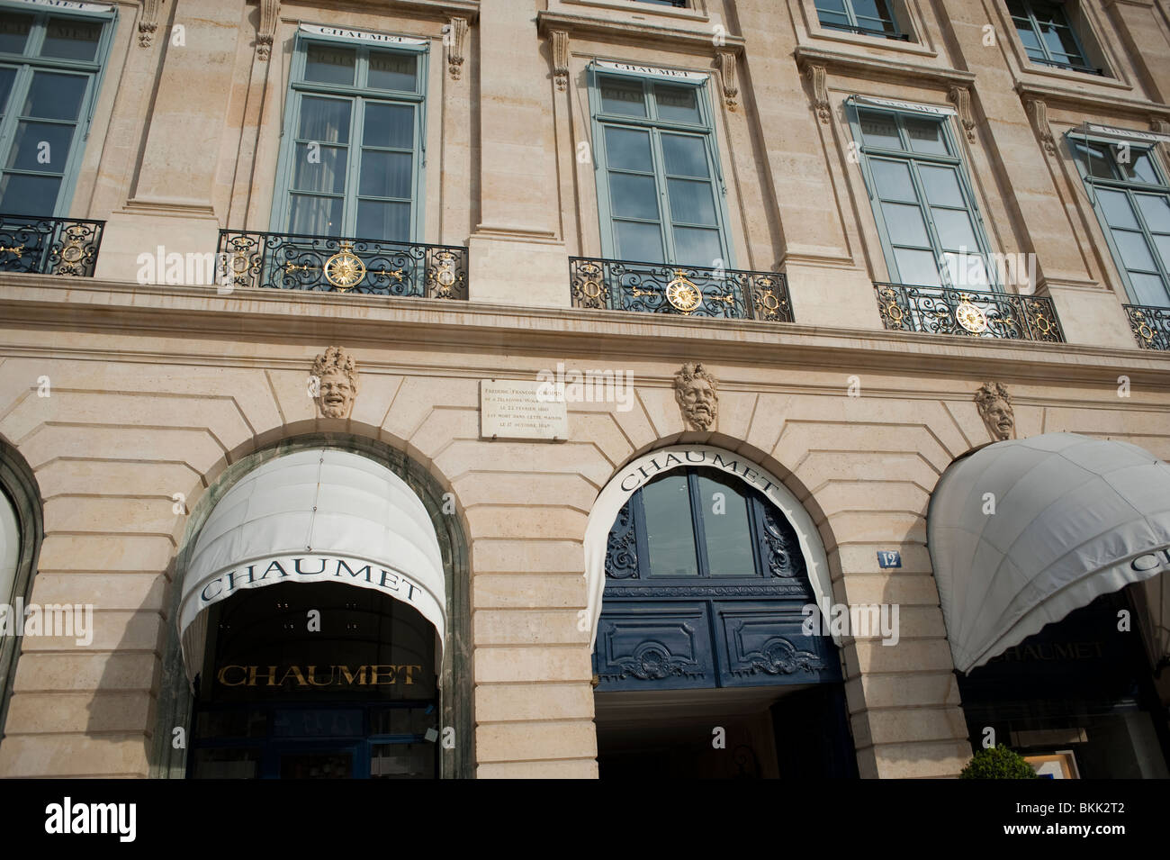 Les bâtiments de Paris, boutique de bijoux Chaumet, Place Vendôme, des  magasins de luxe, la France, la façade de l'immeuble Photo Stock - Alamy