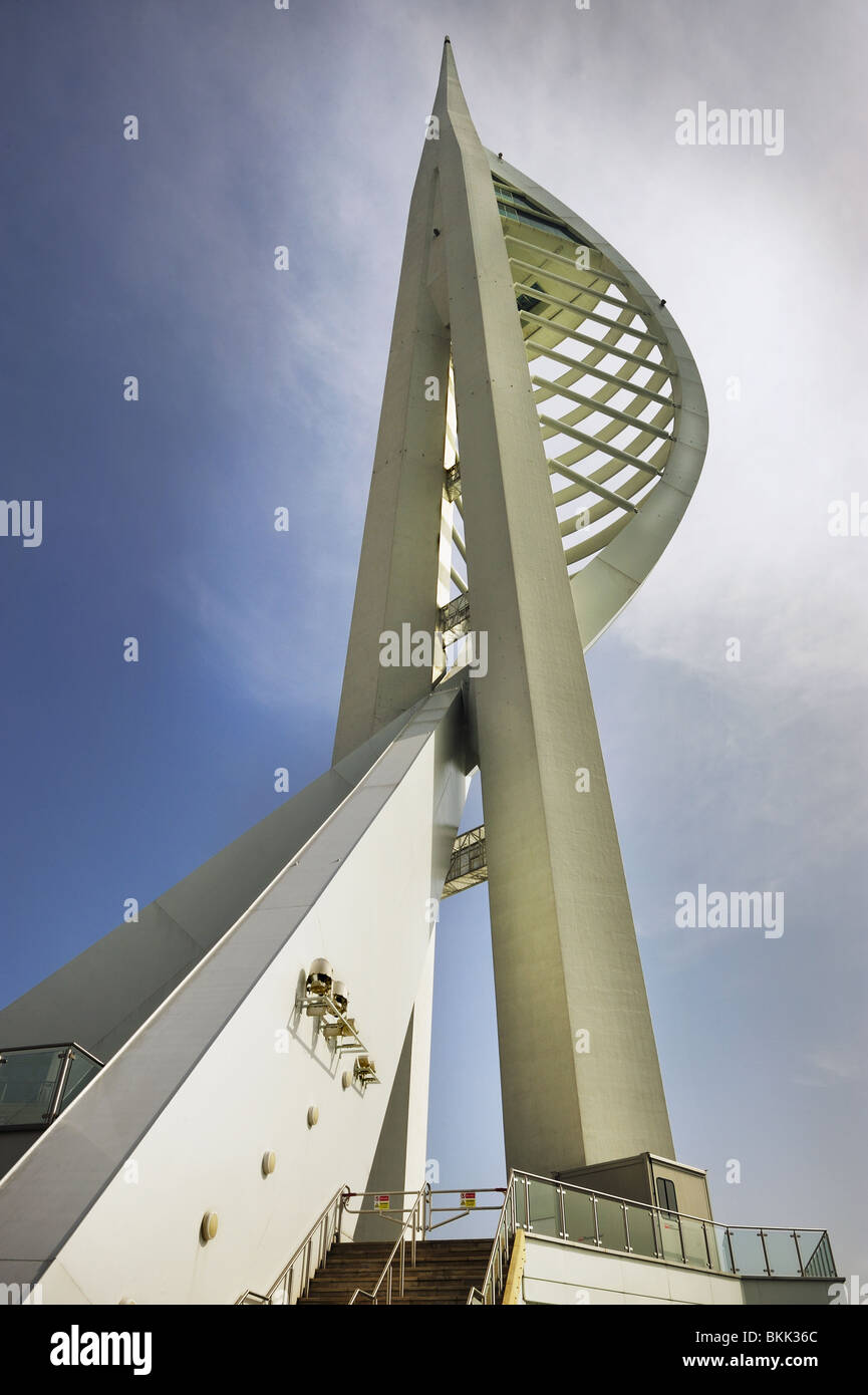 La Spinnaker Tower, PORTSMOUTH GUNWHARF QUAYS, Banque D'Images