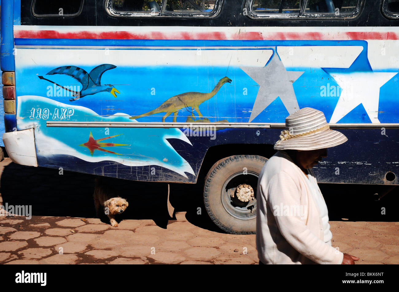 Scène de la petite ville de Macha dans les hautes terres boliviennes. Banque D'Images