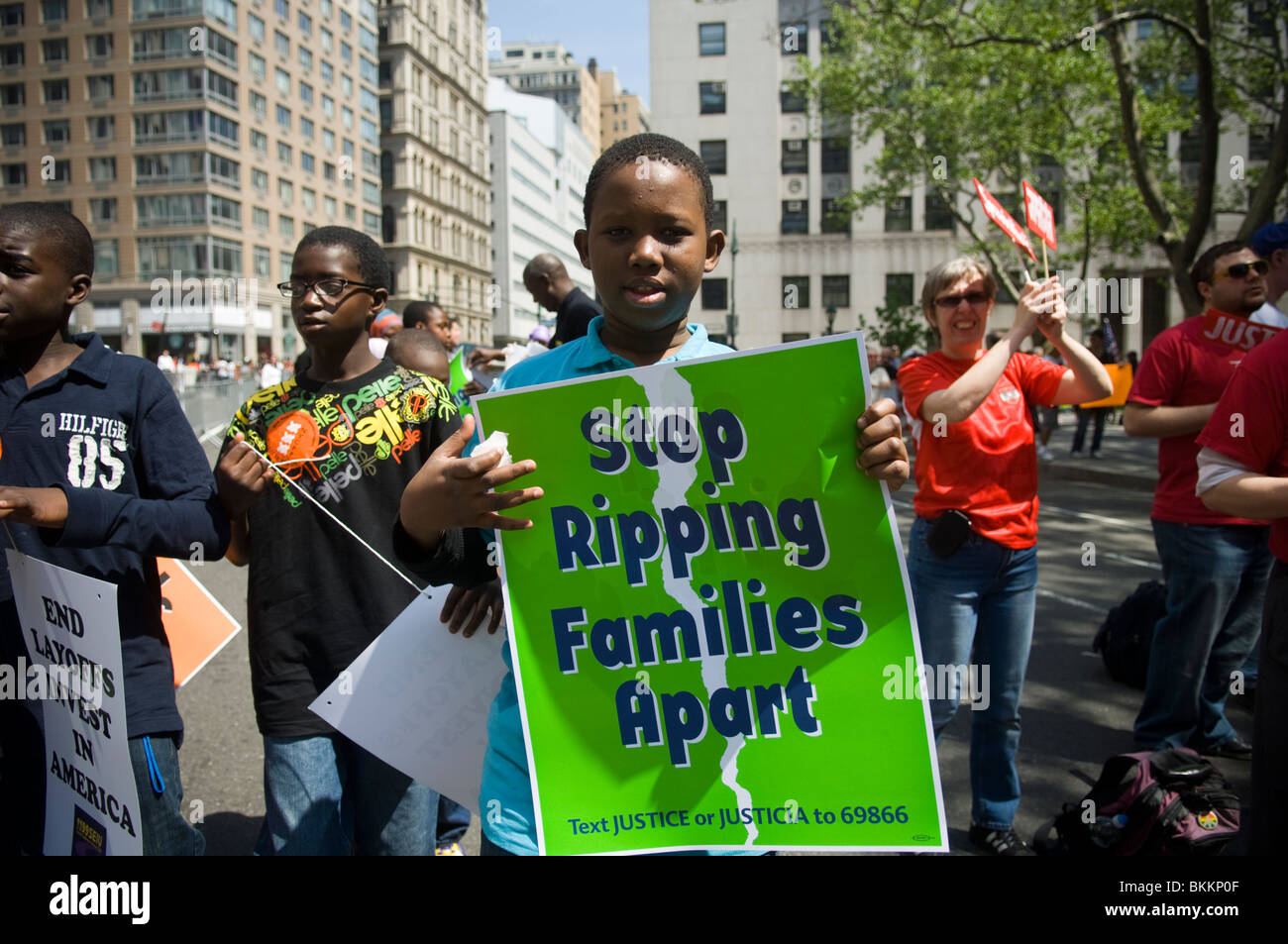 Les membres de l'Union, les immigrants et leurs partisans manifestent contre le projet de loi de l'Arizona SB 1070 dans le Lower Manhattan à New York Banque D'Images