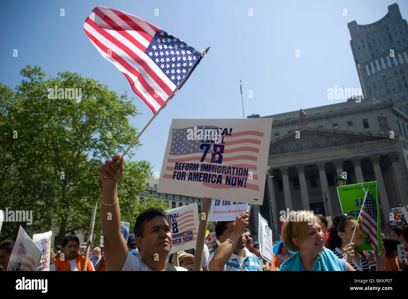 Les membres de l'Union, les immigrants et leurs partisans manifestent contre le projet de loi de l'Arizona SB 1070 dans le Lower Manhattan à New York Banque D'Images