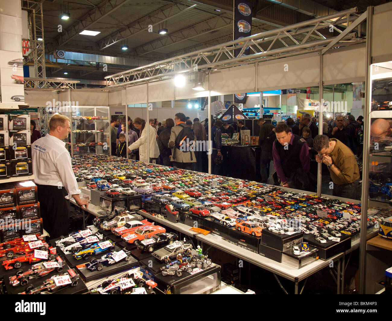 Modèles de voitures classiques pour les collectionneurs au Techno Classica à Essen, Allemagne Banque D'Images