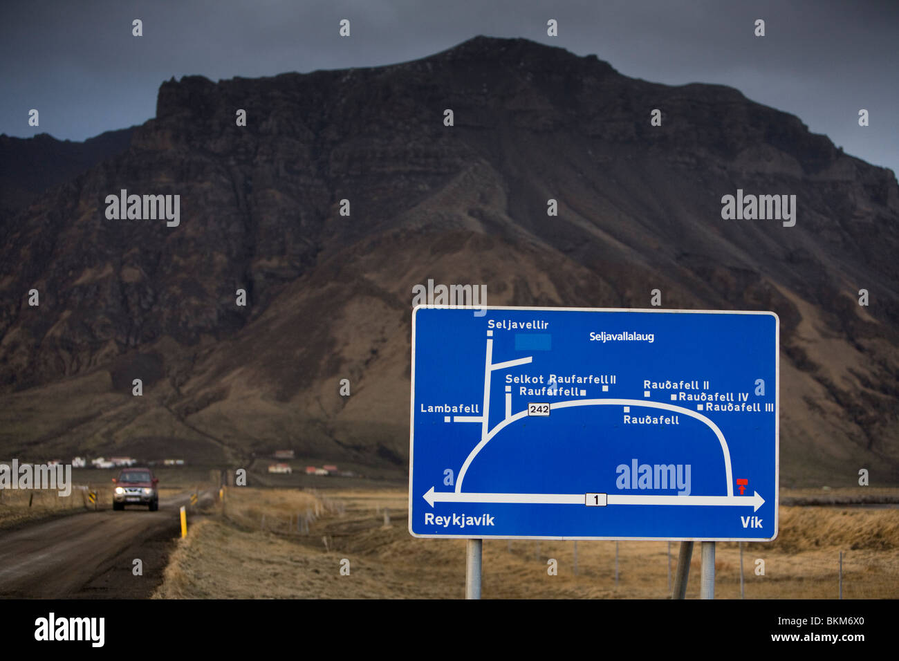 Les fermes qui ont été frappés par la cendre volcanique de l'éruption volcanique de Eyjafjallajokull glacier, Sud de l'Islande. Banque D'Images