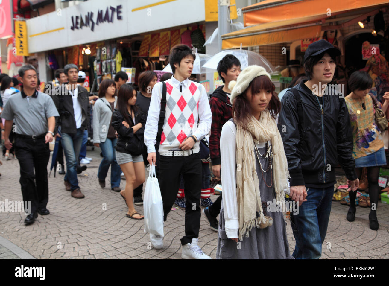 Takeshita Dori, une rue piétonne qui est un haut lieu de la culture de la jeunesse et de la mode, Harajuku, Tokyo, Japon, Asie Banque D'Images