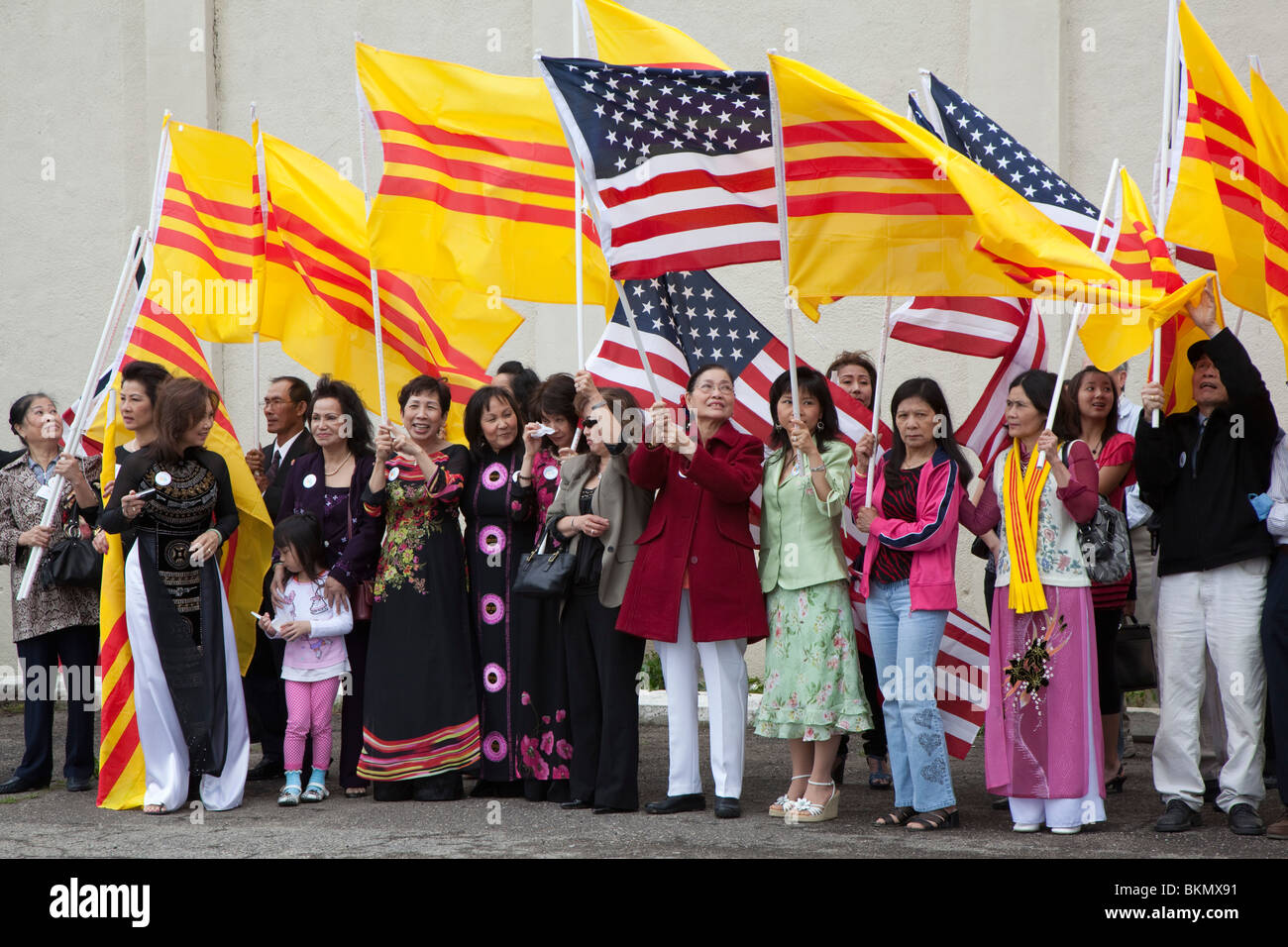 Les Vietnamiens et les Américains Mark 35e anniversaire de la chute de Saigon Banque D'Images