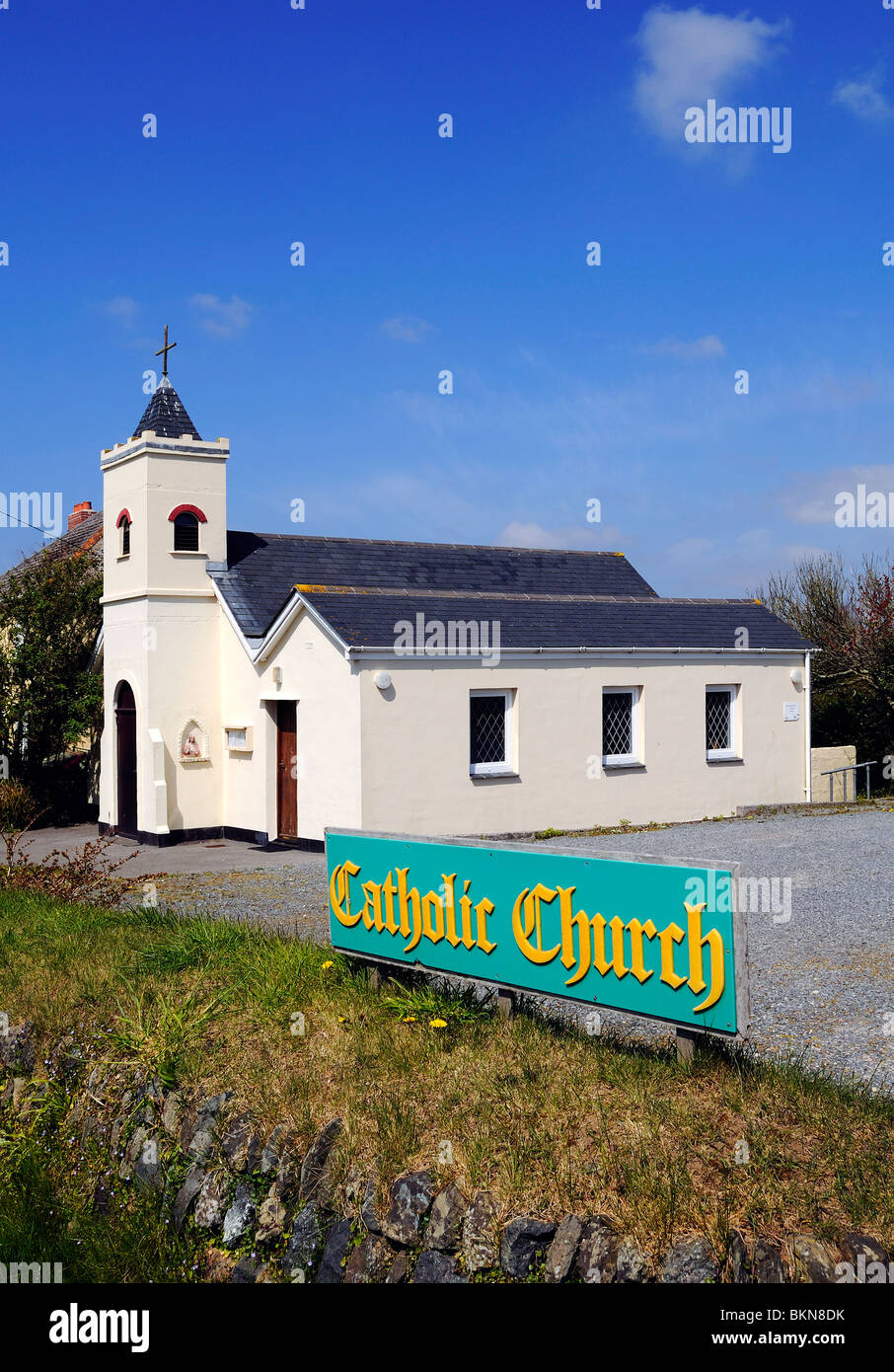 Une église catholique dans le village de meneau, Cornwall, uk Banque D'Images