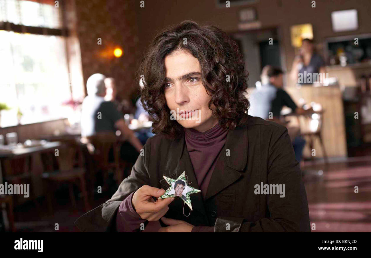 ADORATION (2008) Arsinee Khanjian ATOM EGOYAN (DIR) ADOR 003 Banque D'Images