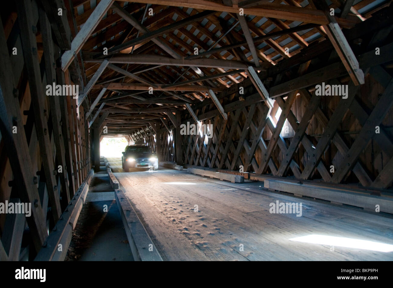 Pont couvert sur la rivière Connecticut,East Dummerston, Vermont, New England, USA Banque D'Images