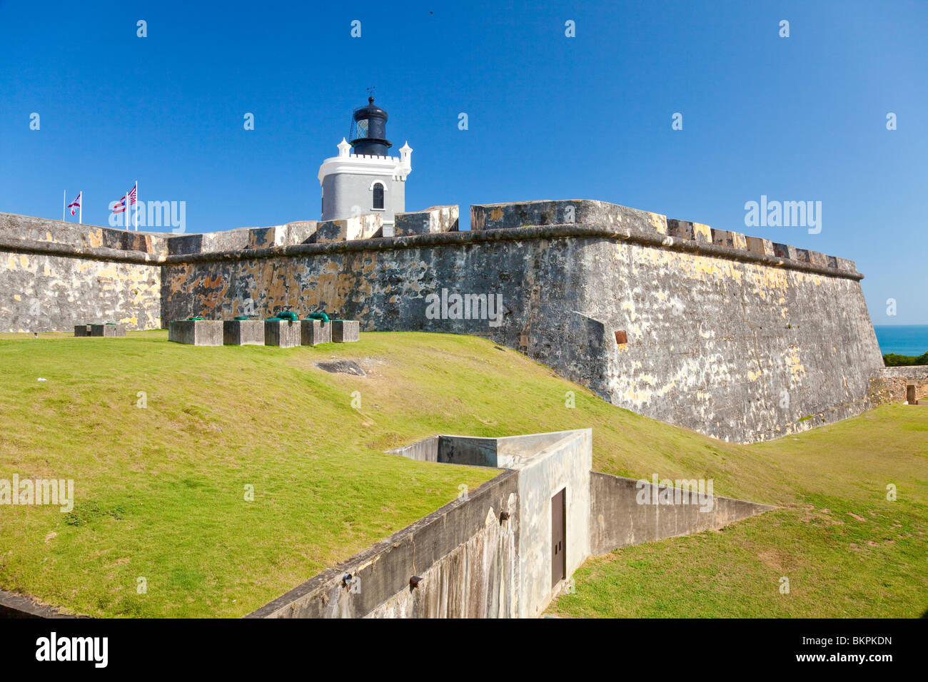 Le phare au Château San Felipe del Morro à San Juan, Porto Rico, Antilles. Banque D'Images