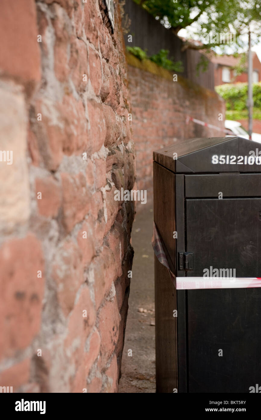 Mur de grès positionné avec l'âge et la pression derrière Banque D'Images