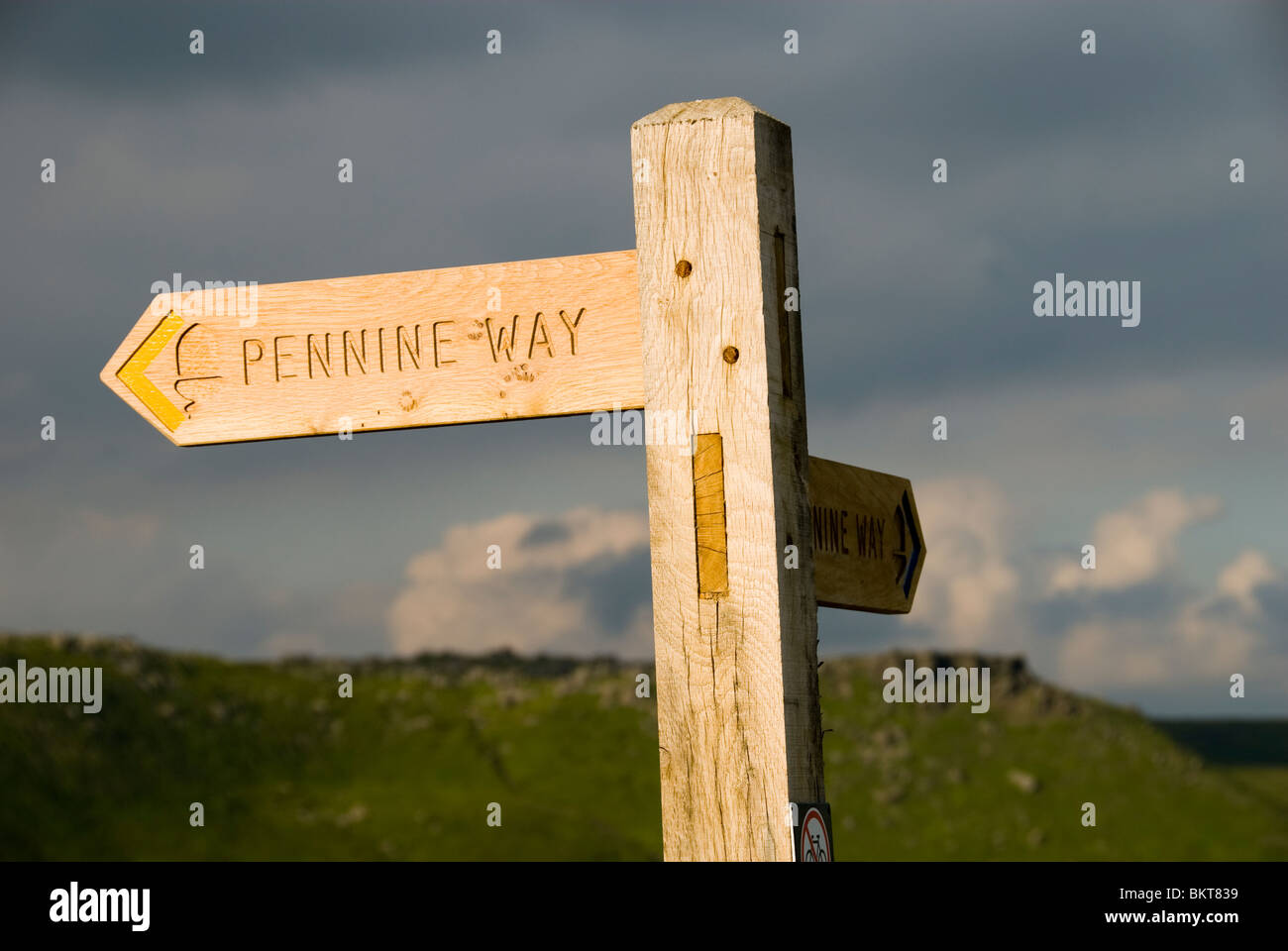 Sentier Pennine Way signe à Edale, Peak District, Derbyshire, Angleterre, RU Banque D'Images