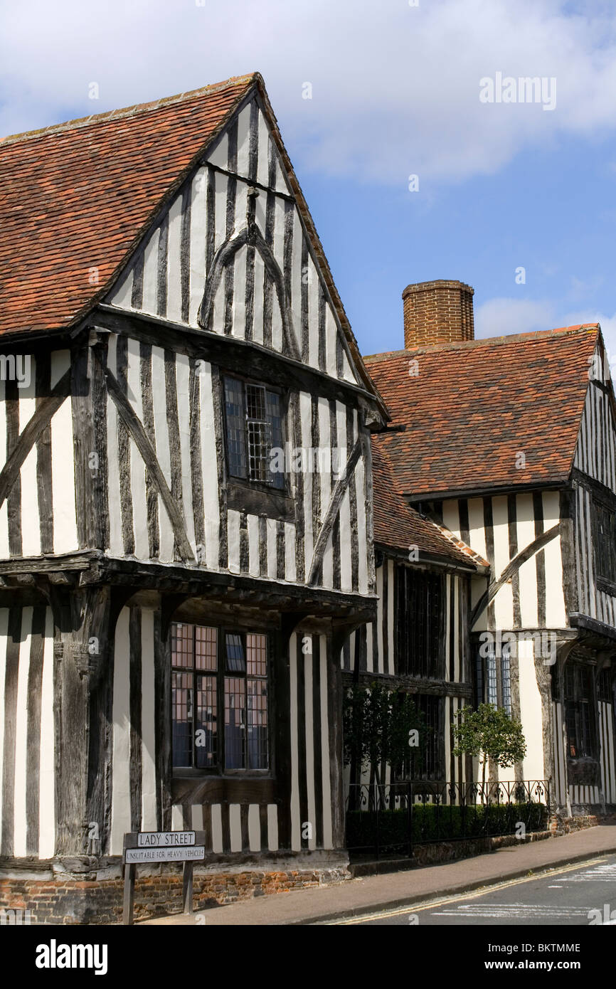 L'ancien Hall de la laine sur le coin de rue de la femme et de l'eau Rue, Lavenham - maintenant partie de The Swan Inn Banque D'Images