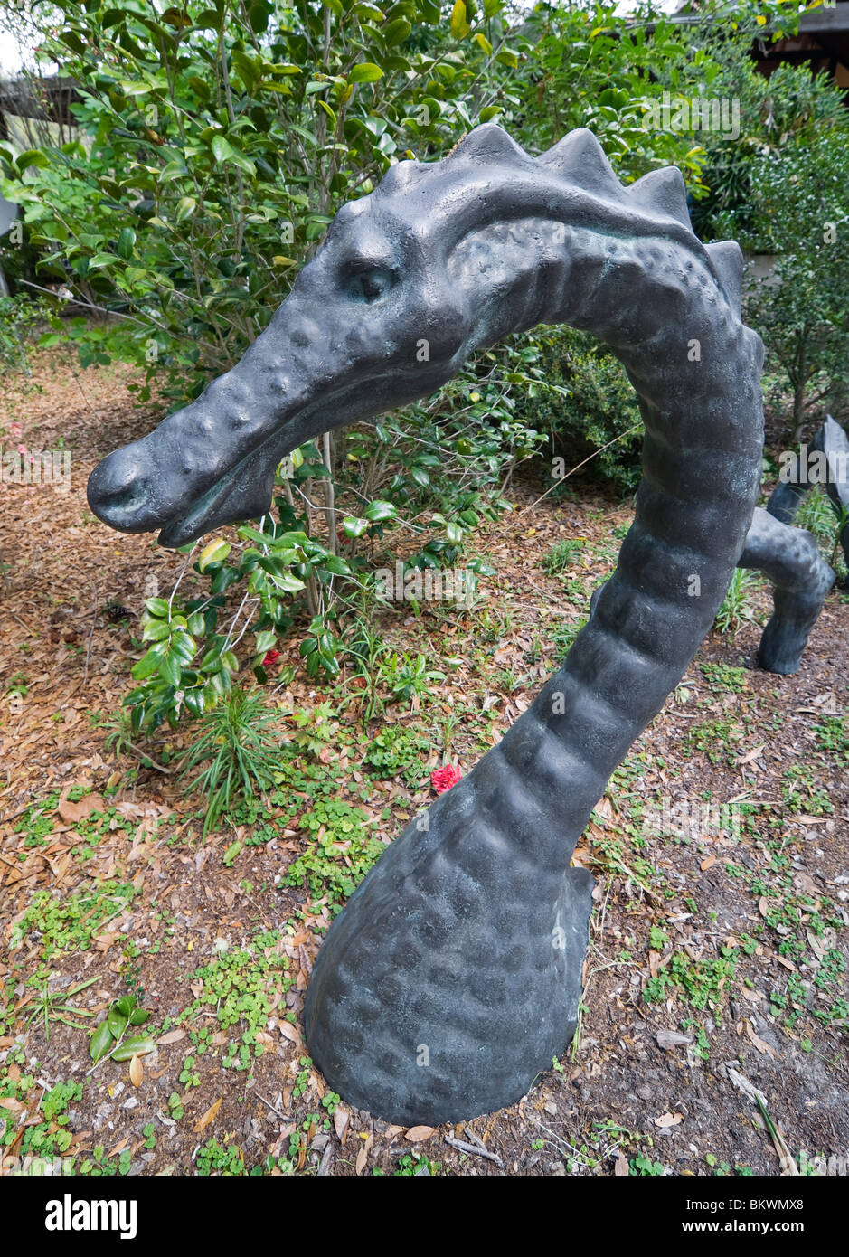 Jardins Kanapaha Spring Festival Gainesville Florida Sea Dragon sculpture par Patrick McGee de Sculptures Terre Mer Banque D'Images