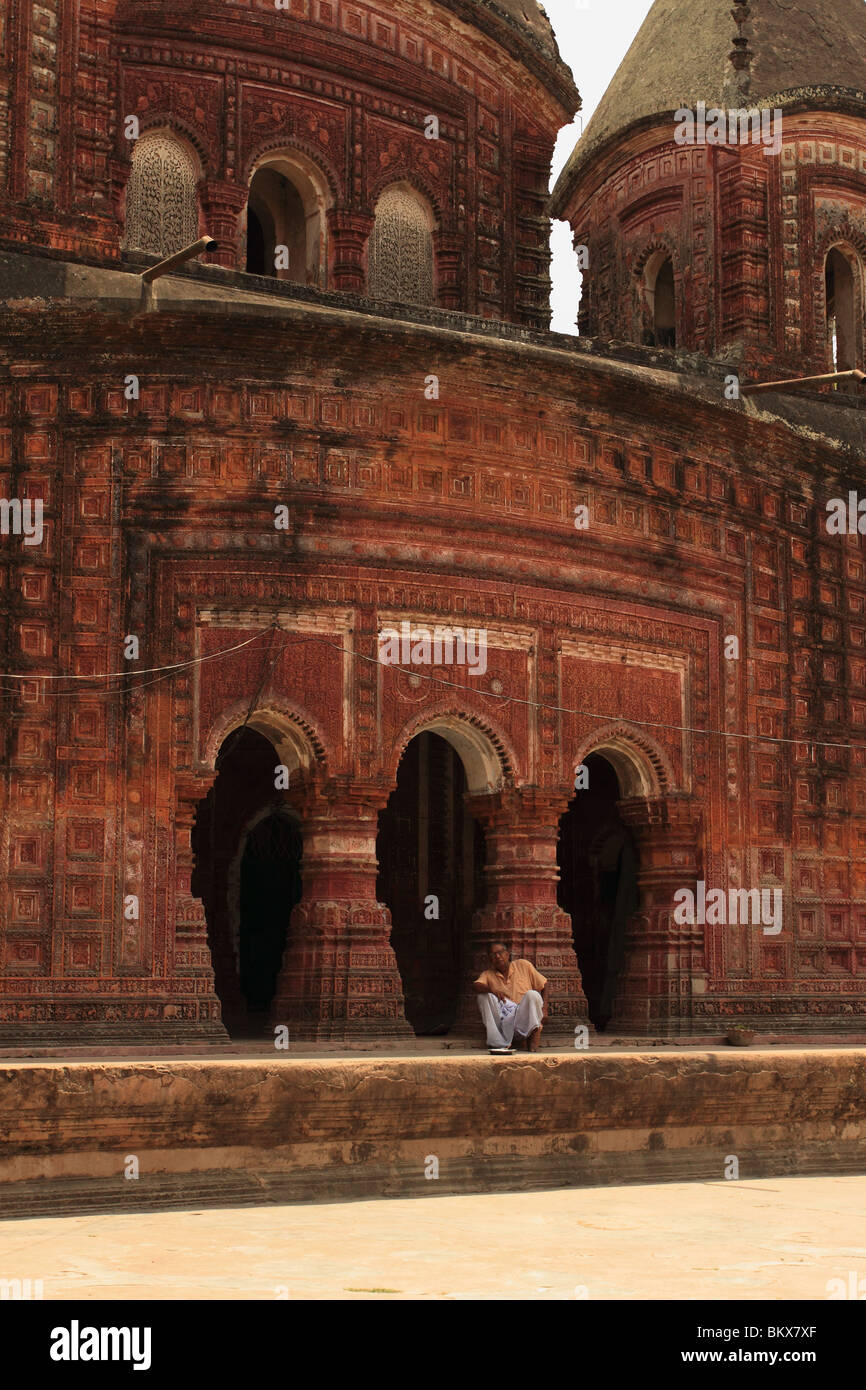 Le Temple à Puthia Pancharatna Govinda, Bangladesh Banque D'Images