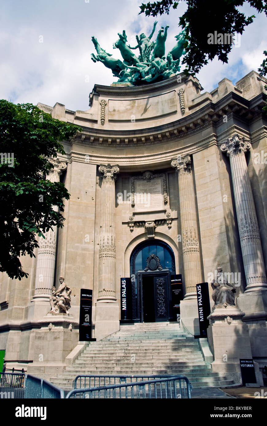 Paris, France, Musée du Grand Palais, entrée arrière, escalier, Grand Palace Paris, exposition universelle 1900 Banque D'Images