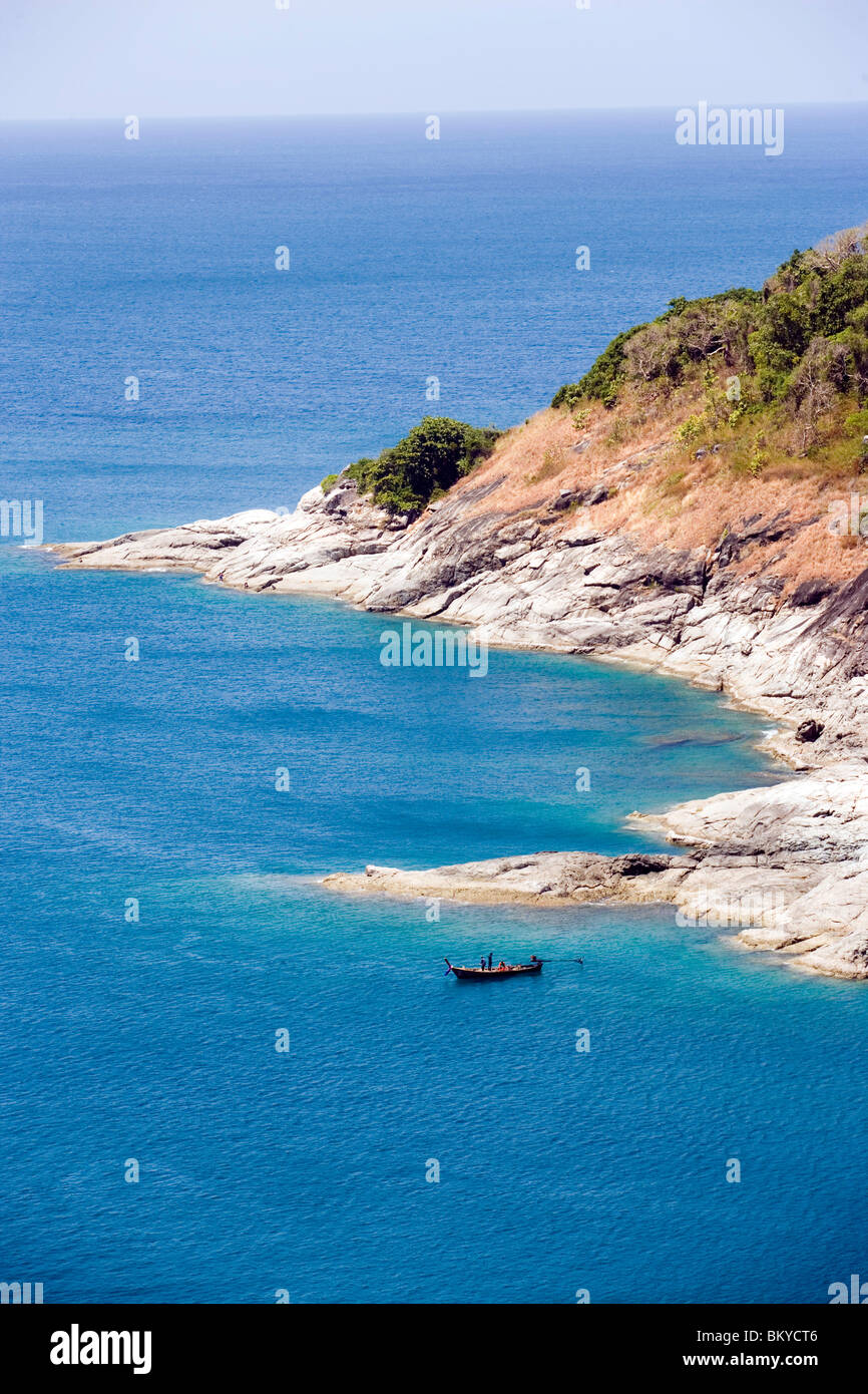 Vue sur la côte près de Laem Phromthep, Phuket, Thailand Banque D'Images