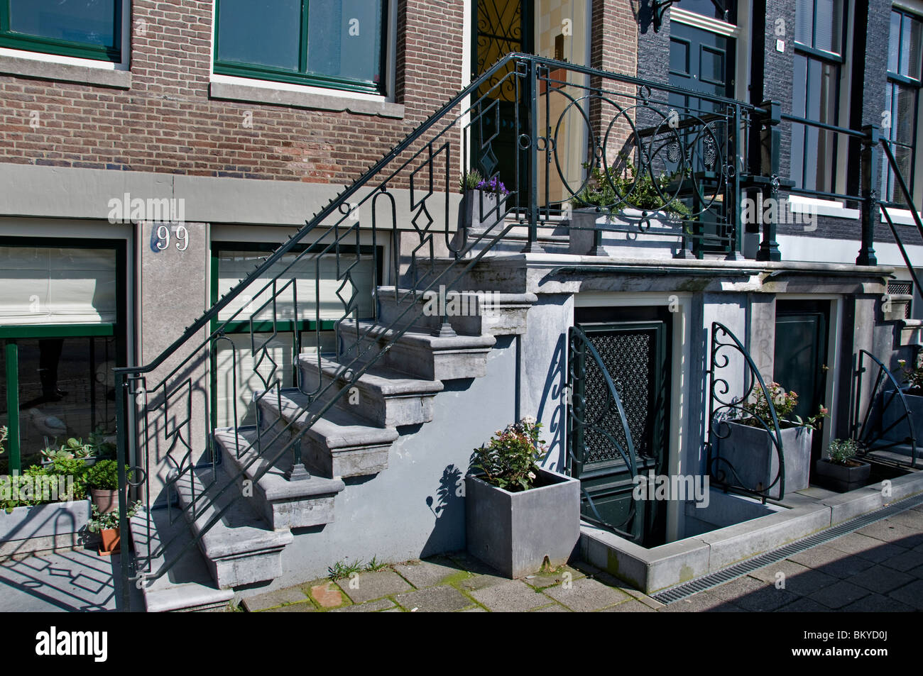 Maison du Canal d'Amsterdam, Pays-Bas d'escalier Banque D'Images