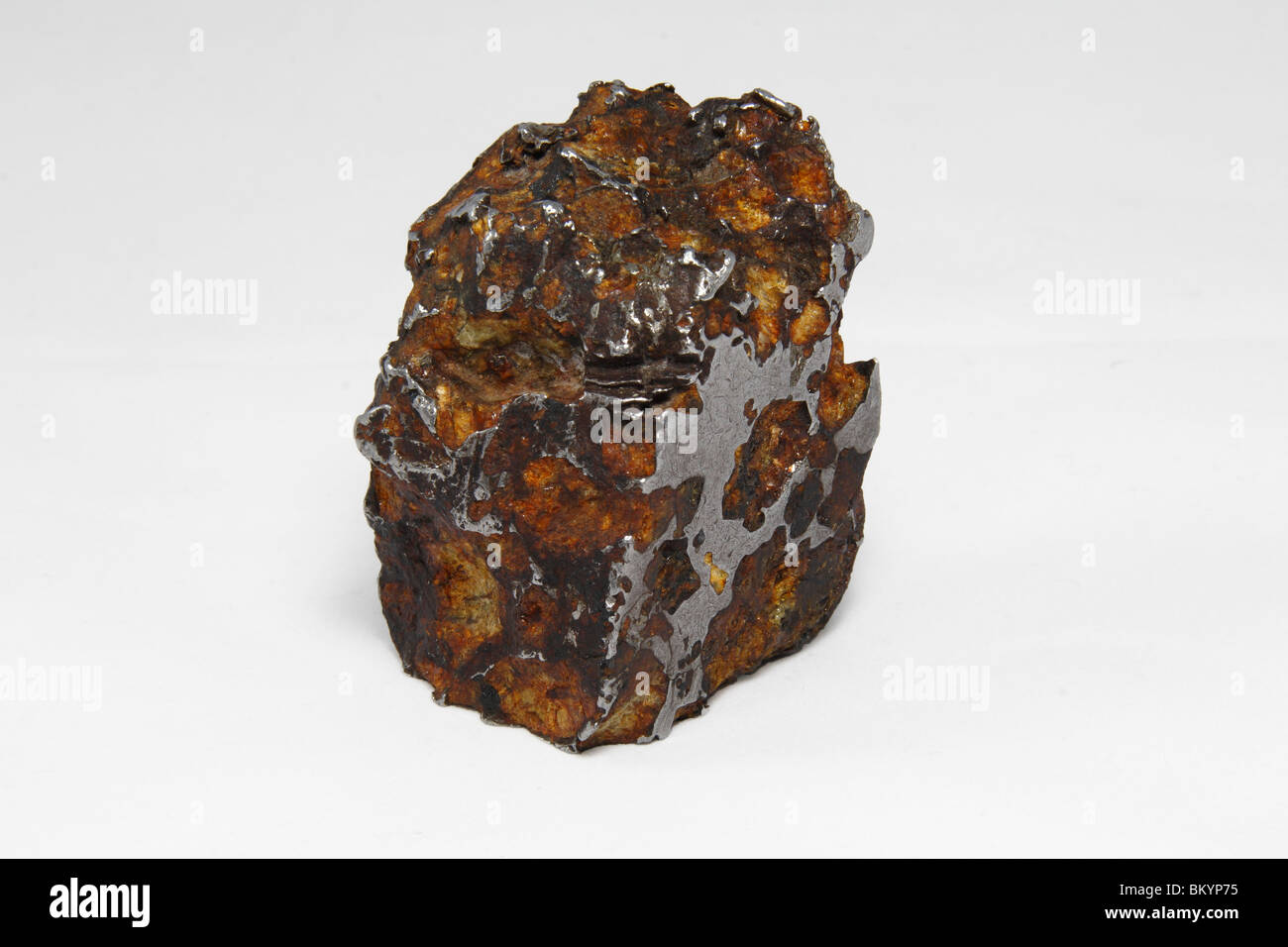 Une partie de la météorite Imilac (trouvés dans le désert d'Atacama au nord du Chili en 1822) est classé comme une pallasite les. Banque D'Images