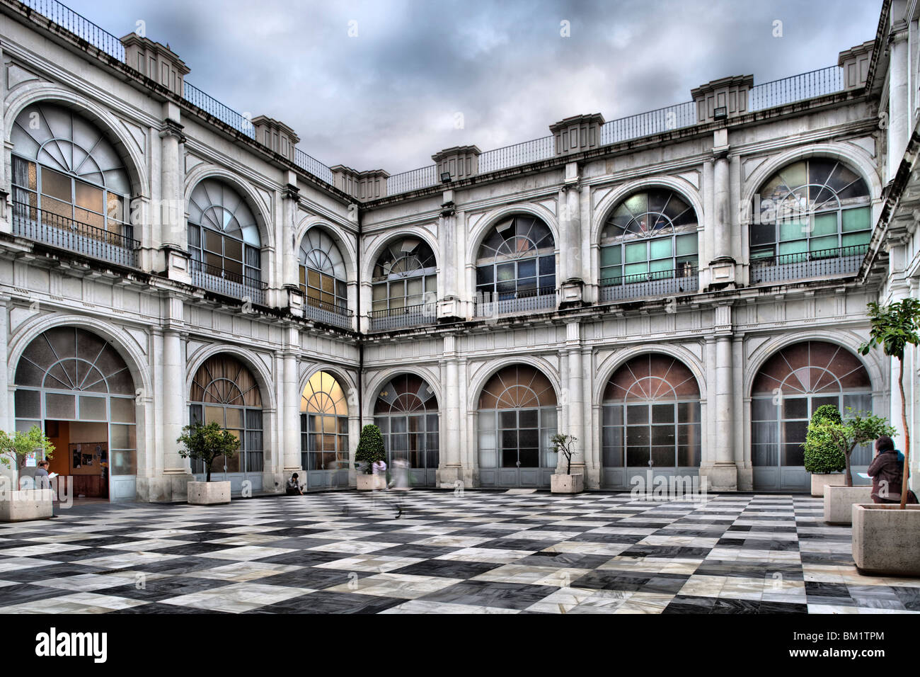 Cour intérieure, ex-usine de tabac royal (maintenant l'université), Séville, Espagne Banque D'Images