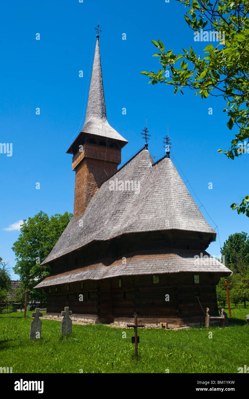Bogdan Voda église en bois, UNESCO World Heritage Site, Bogdan Voda, Maramures, Roumanie, Europe Banque D'Images