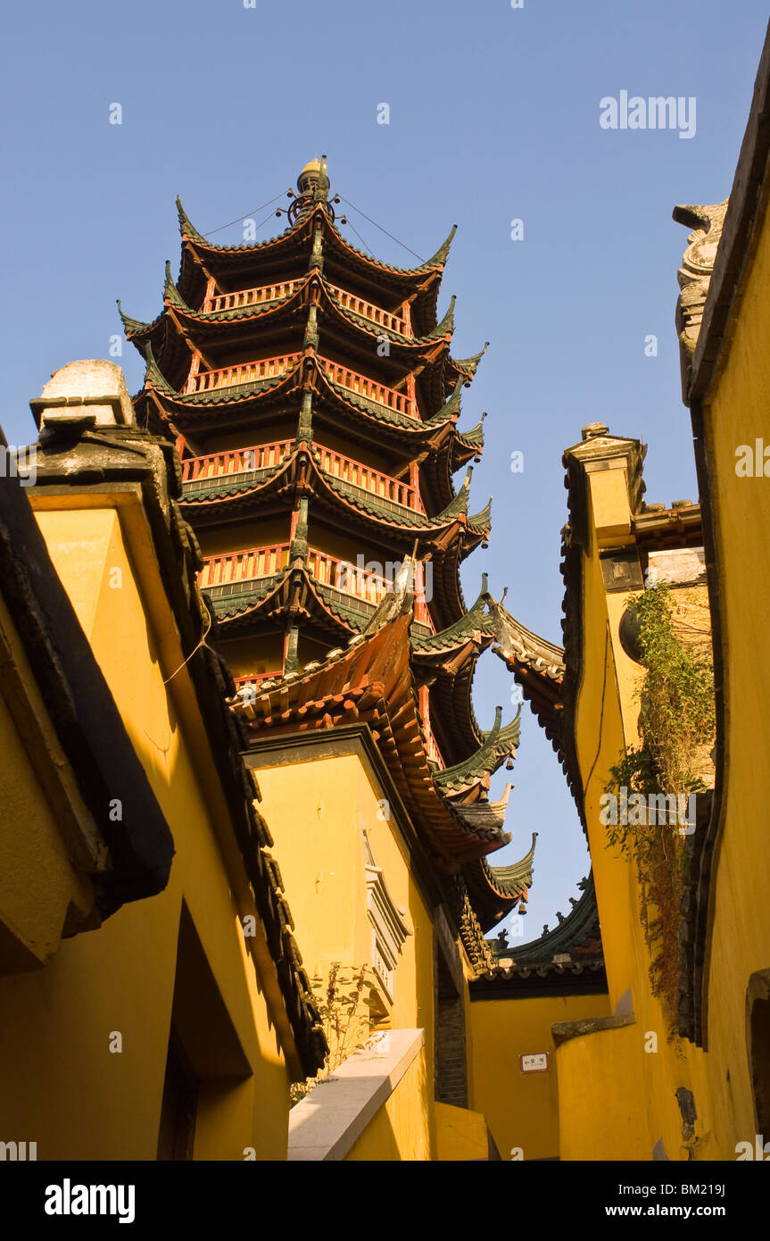 Jinshan ( Golden Hill) Temple, Zhenjiang, Jiangsu, Chine Banque D'Images