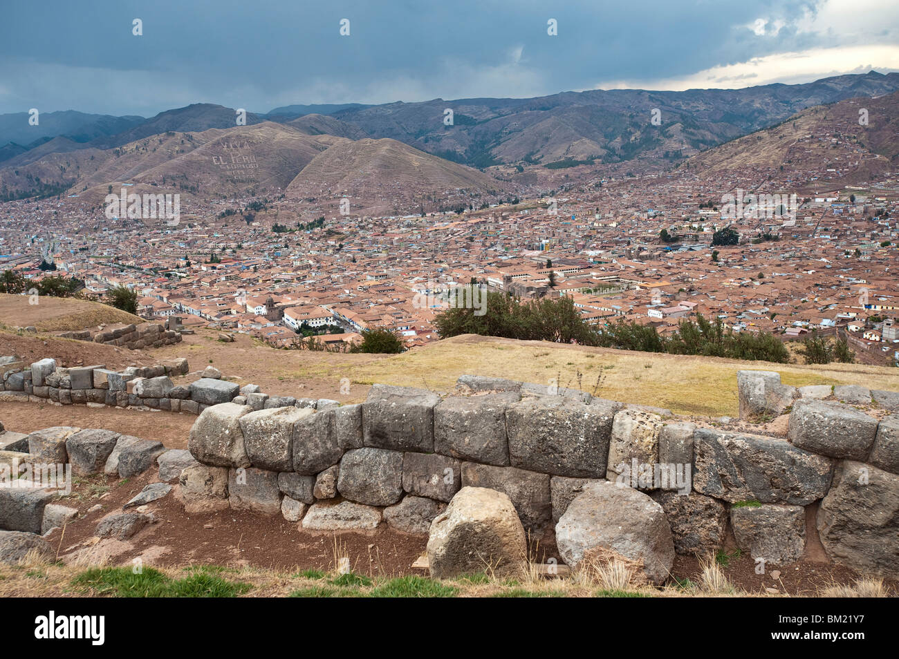 rocher-sacsayhuaman-banque-d-image-et-photos-alamy