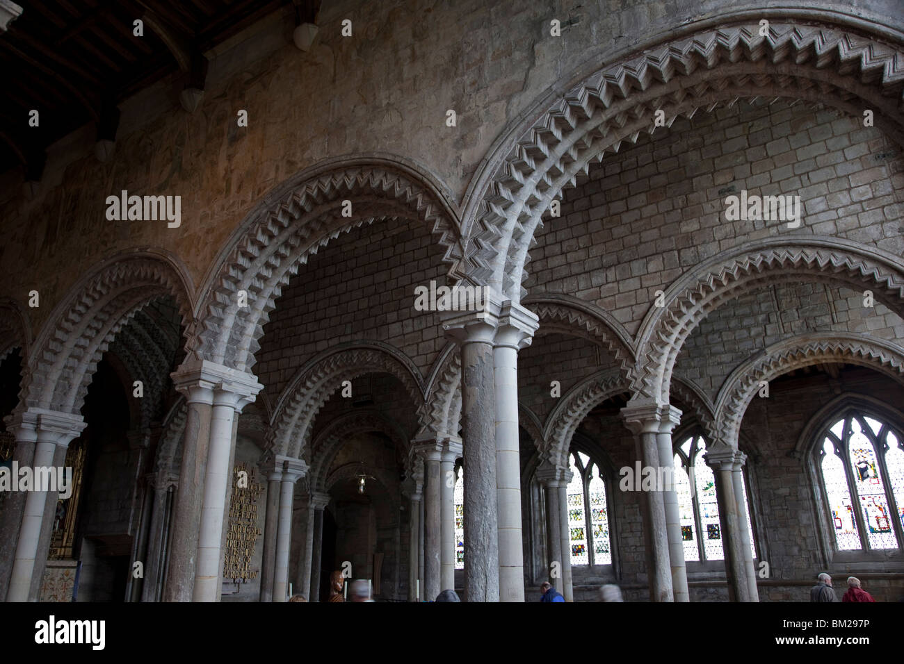Vue intérieure d'arches en Galilée, à la Chapelle, Cathédrale de Durham, Durham, UK Banque D'Images