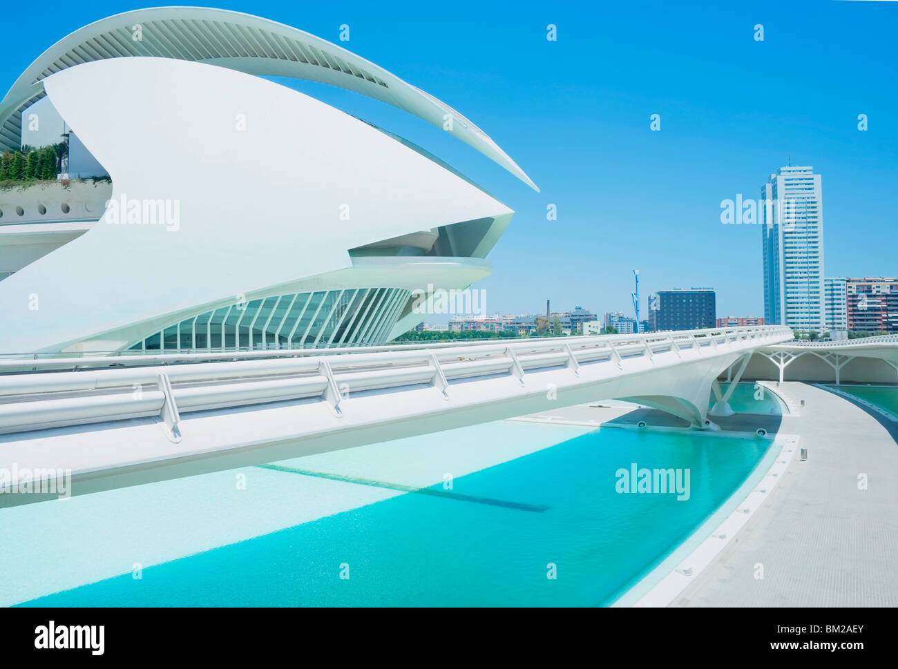 Palau de les Arts et le pont, Cité des Arts et des Sciences, Valence, Communauté autonome de Valence, Espagne Banque D'Images