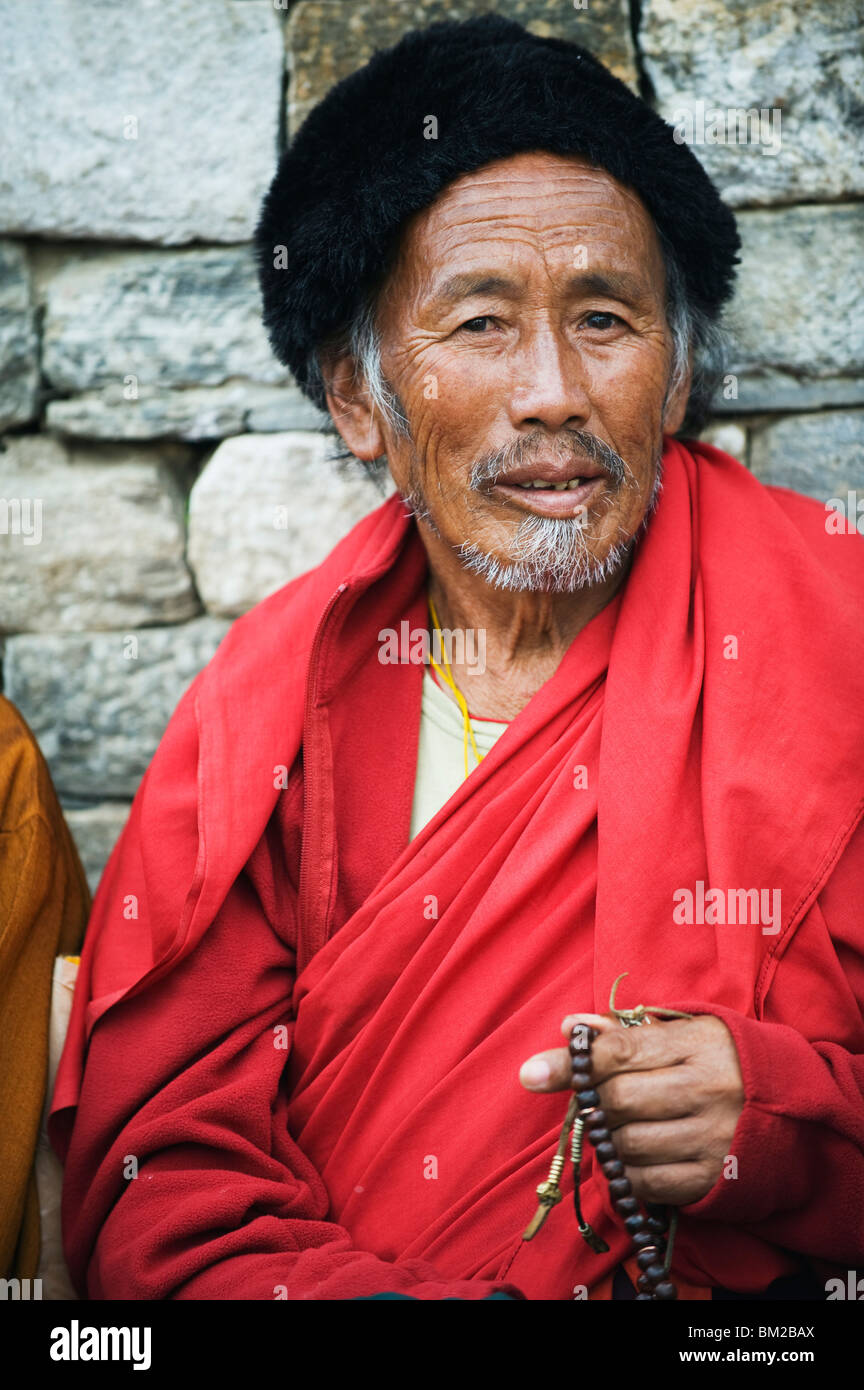 Pèlerins dans le National Memorial Chorten, Thimphu, Bhoutan Banque D'Images