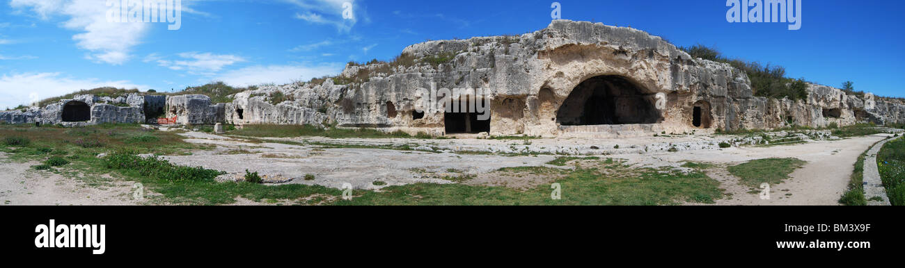 Panorama Teatro Greco, le théâtre grec - Syracuse, Sicile, Italie - fontaine sacrée Banque D'Images