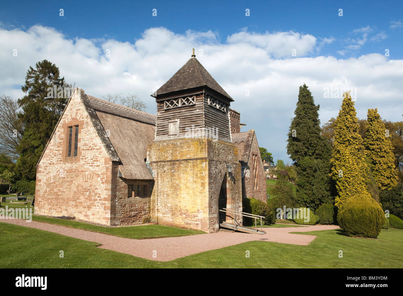 Royaume-uni, Angleterre, Herefordshire, George Sanders, Tous les Saints de l'Église d'art et d'Artisanat, conçu par William Lethaby Banque D'Images